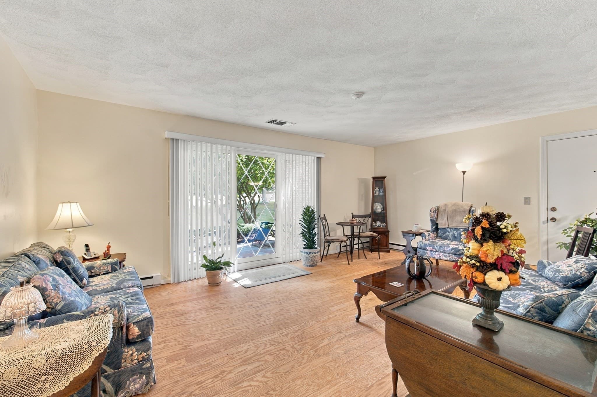 Condominium at 2 Rainbow Pond Drive # 2, Walpole MA 02081, Walpole, photo 13 of 25