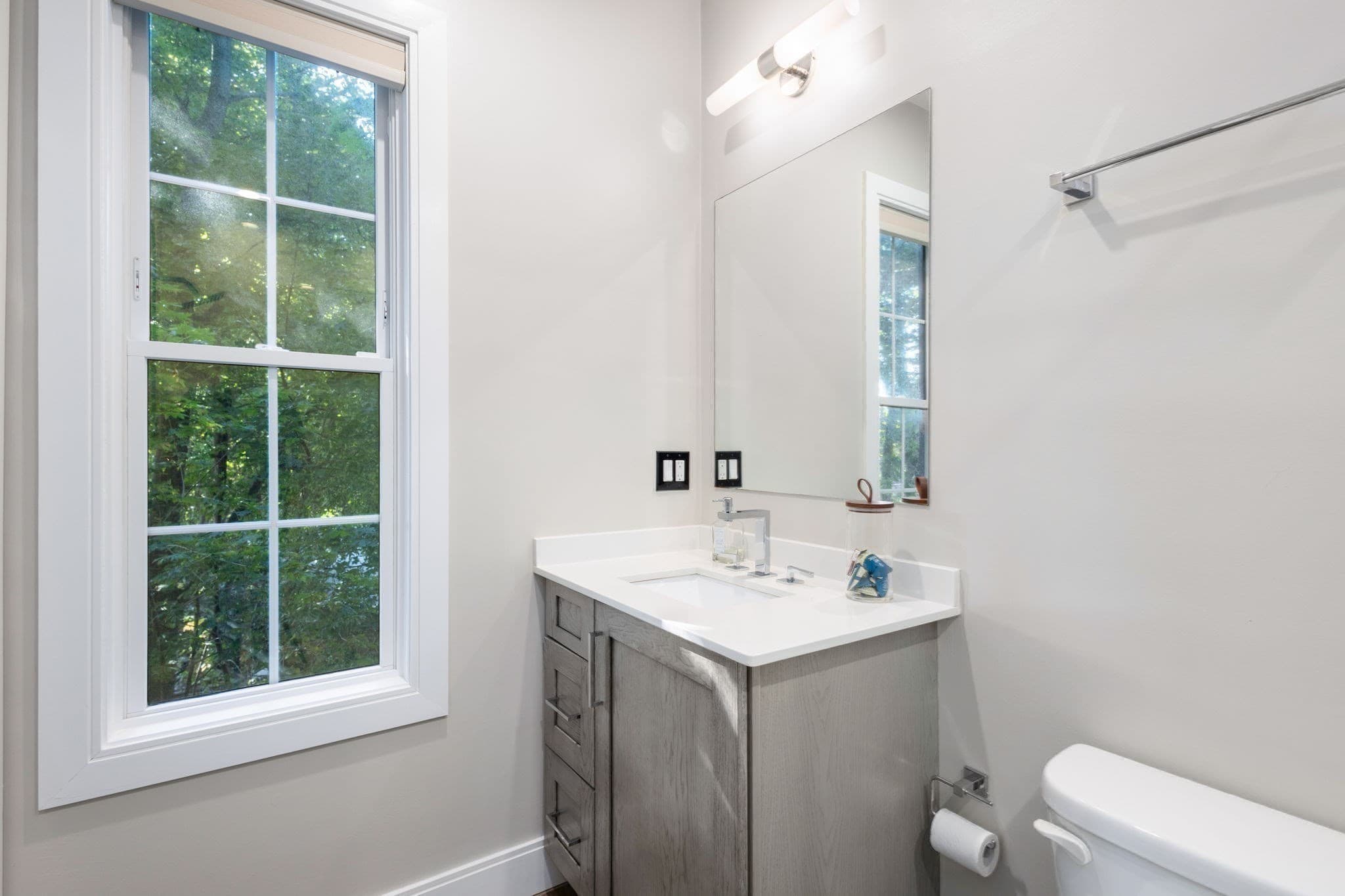 Condominium at 178 Robertson St # 2, Quincy MA 02169, Quincy, photo 16 of 21