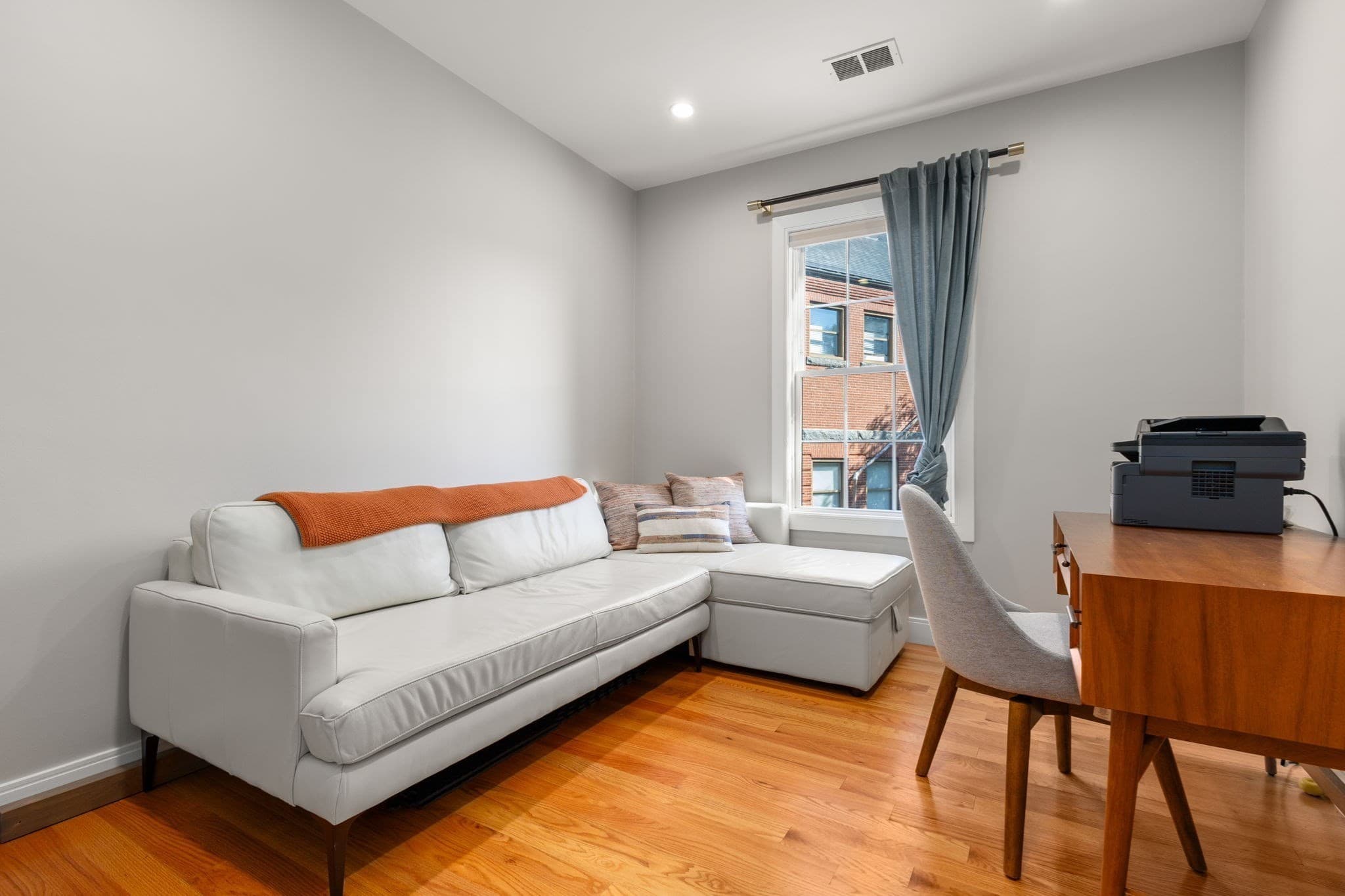 Condominium at 178 Robertson St # 2, Quincy MA 02169, Quincy, photo 12 of 21