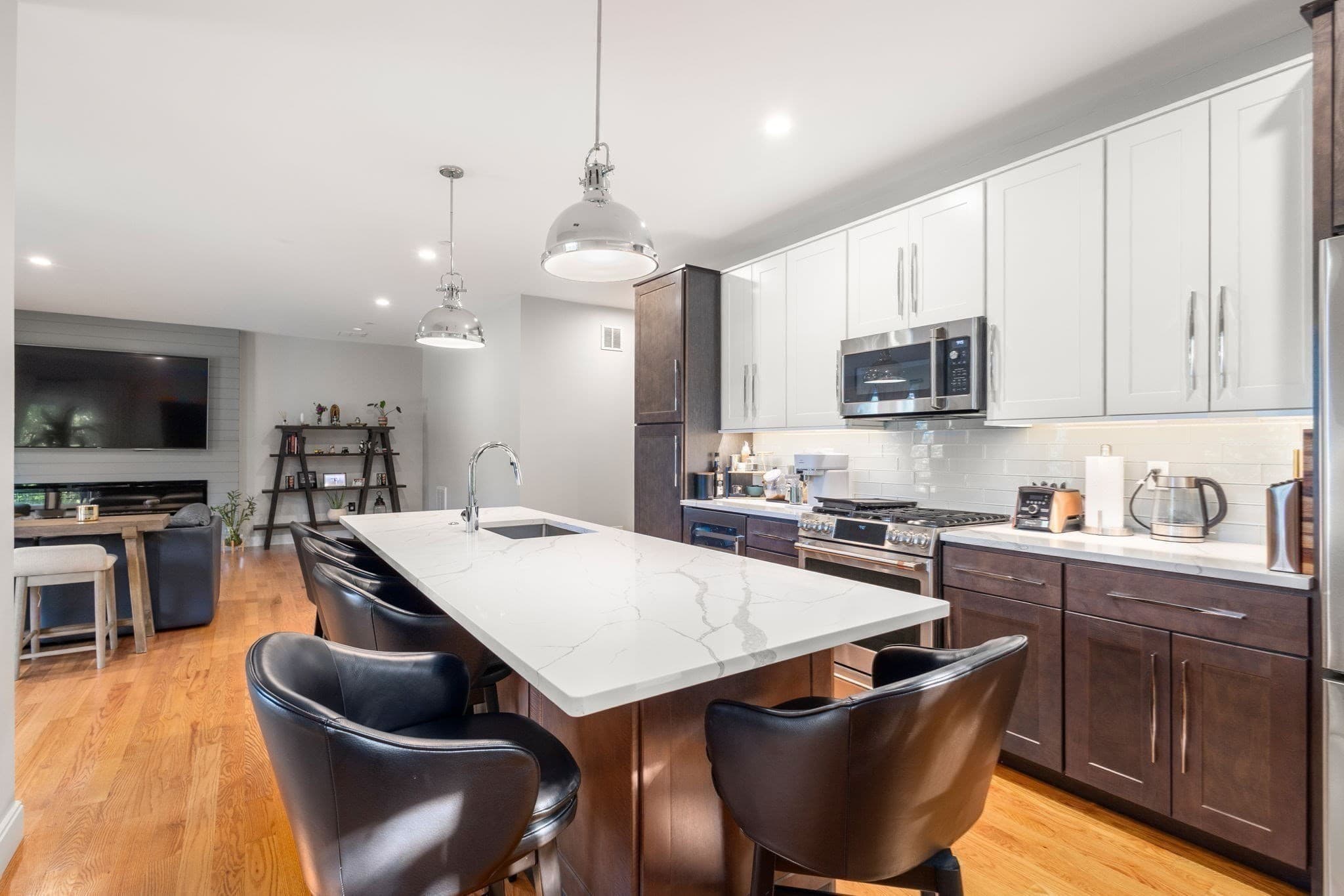 Condominium at 178 Robertson St # 2, Quincy MA 02169, Quincy, photo 7 of 21