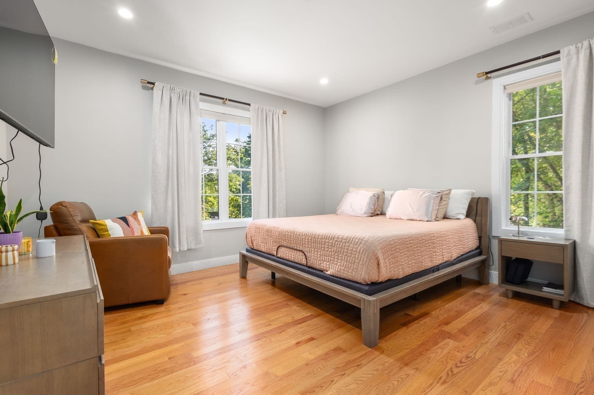 Condominium at 178 Robertson St # 2, Quincy MA 02169, Quincy, photo 10 of 21