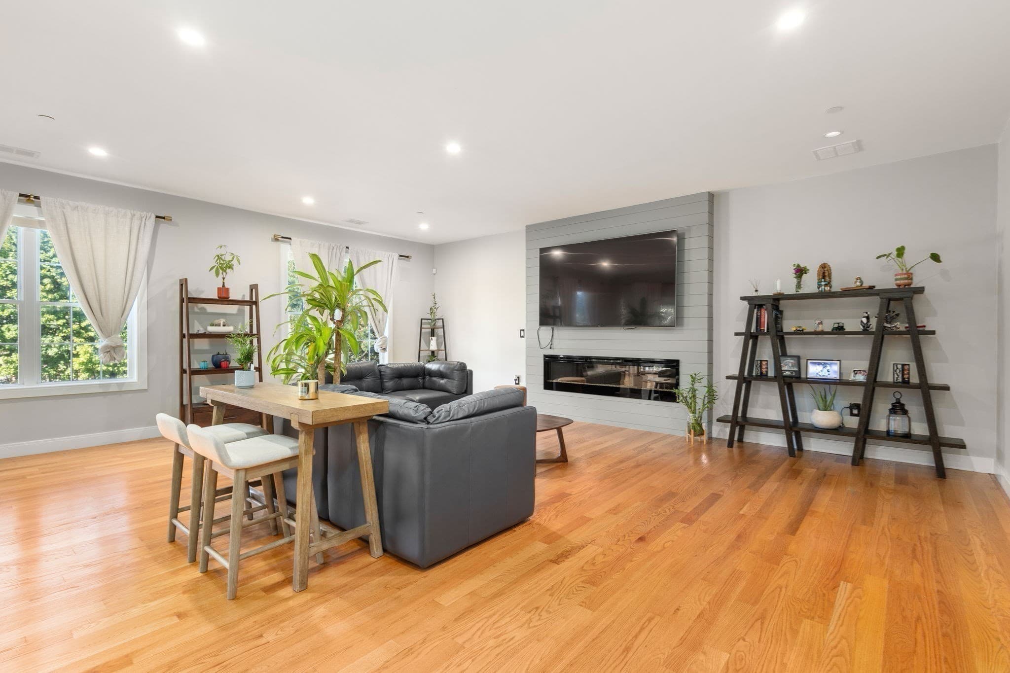 Condominium at 178 Robertson St # 2, Quincy MA 02169, Quincy, photo 4 of 21