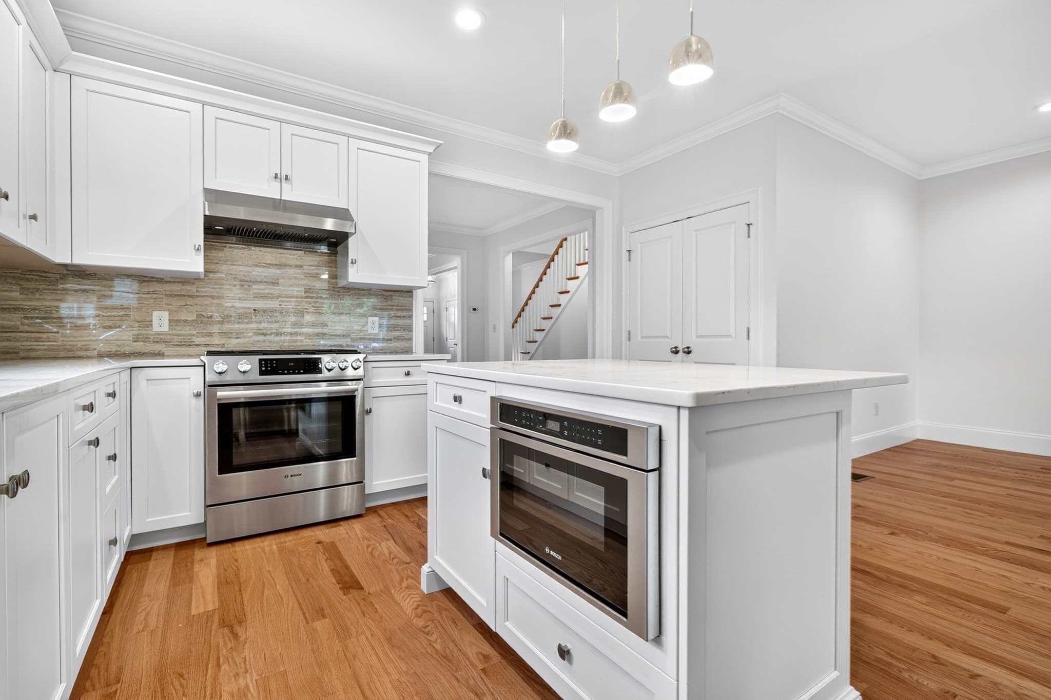 Condominium at 54 White St # 54, Belmont MA 02478, Belmont, photo 9 of 33