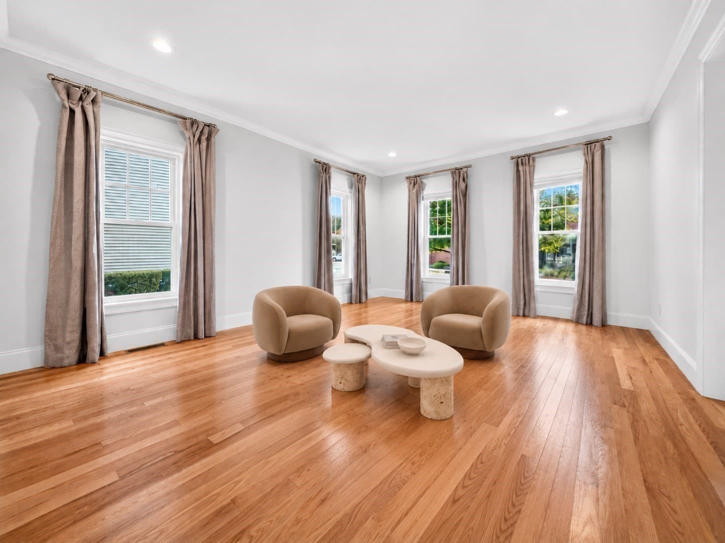 Condominium at 54 White St # 54, Belmont MA 02478, Belmont, photo 4 of 33