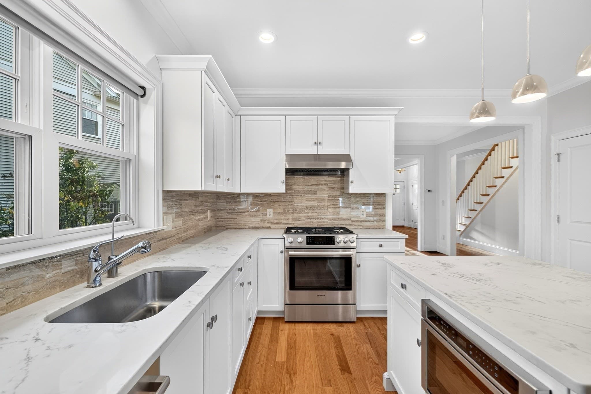 Condominium at 54 White St # 54, Belmont MA 02478, Belmont, photo 8 of 33