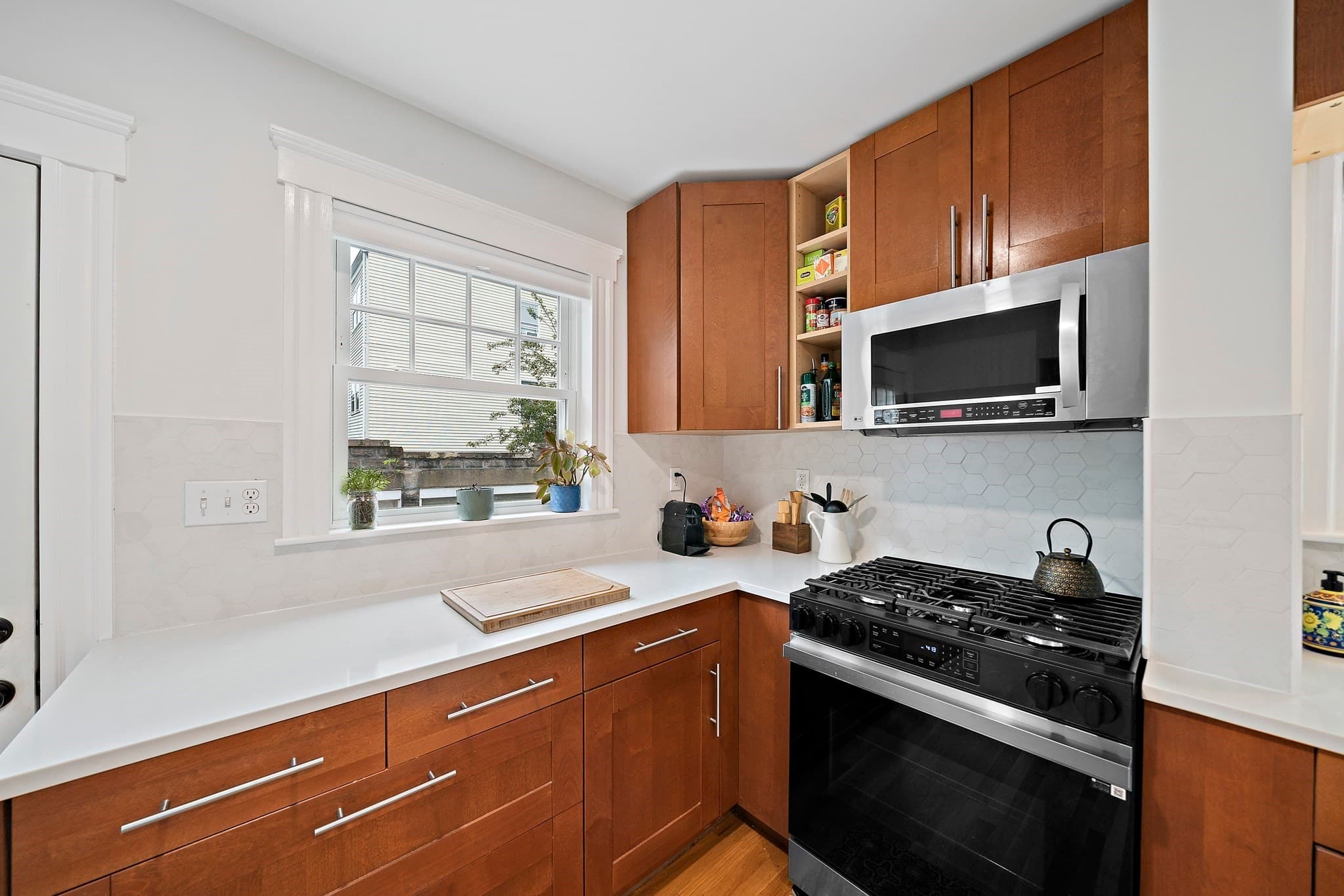 Condominium at 224 Summer St # 1, Somerville MA 02143, Somerville, photo 13 of 30