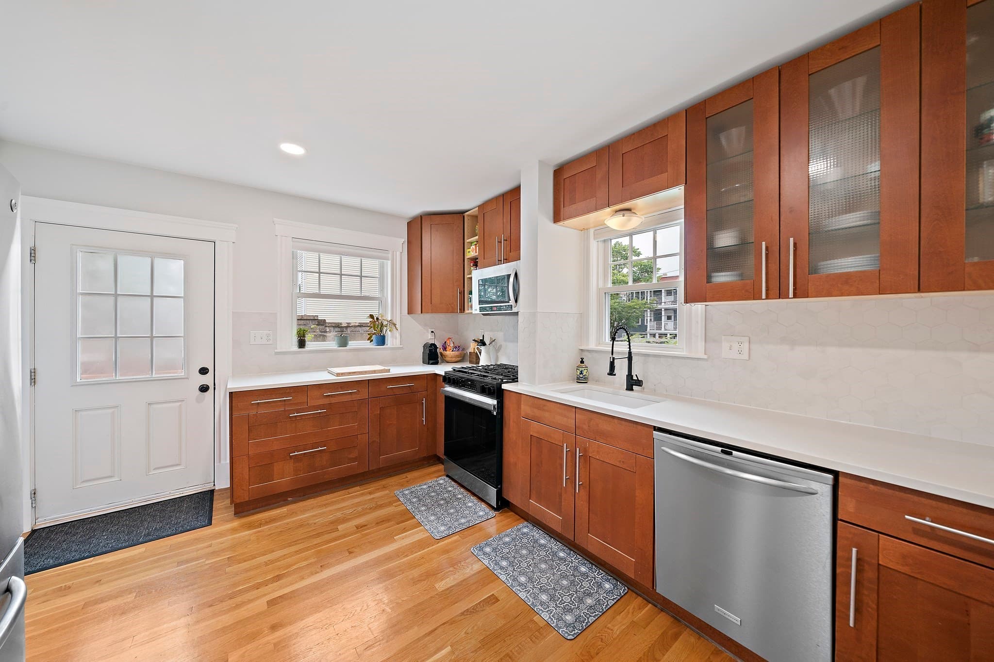 Condominium at 224 Summer St # 1, Somerville MA 02143, Somerville, photo 11 of 30