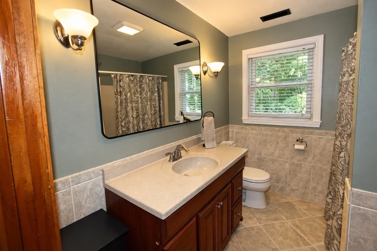 Single Family Residence at 32 Sibley Rd, Sutton MA 01590, Sutton, photo 15 of 20