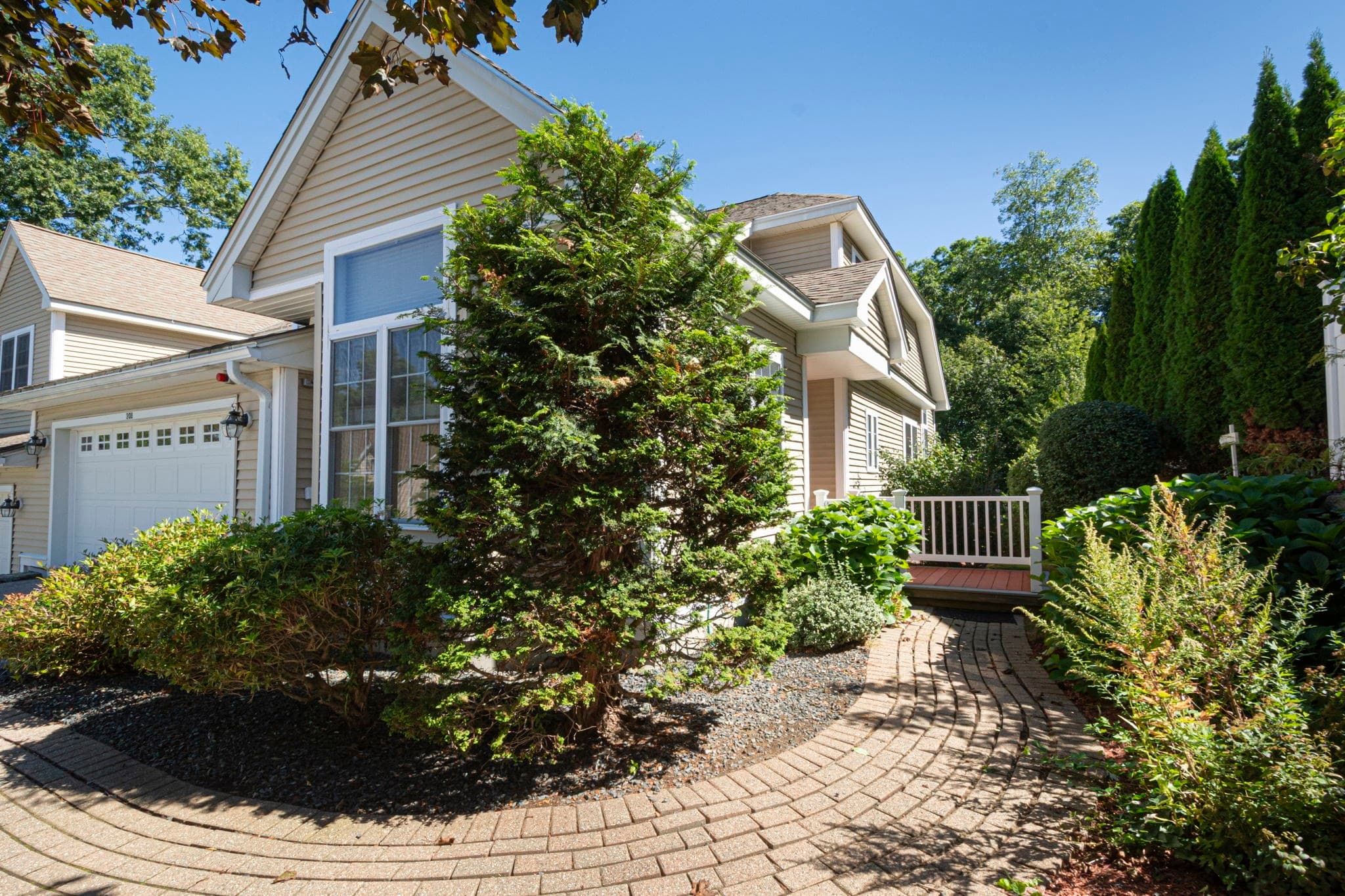 Condominium at 308 Sprucewood Ln # 308, Clinton MA 01510, Clinton, photo 2 of 24