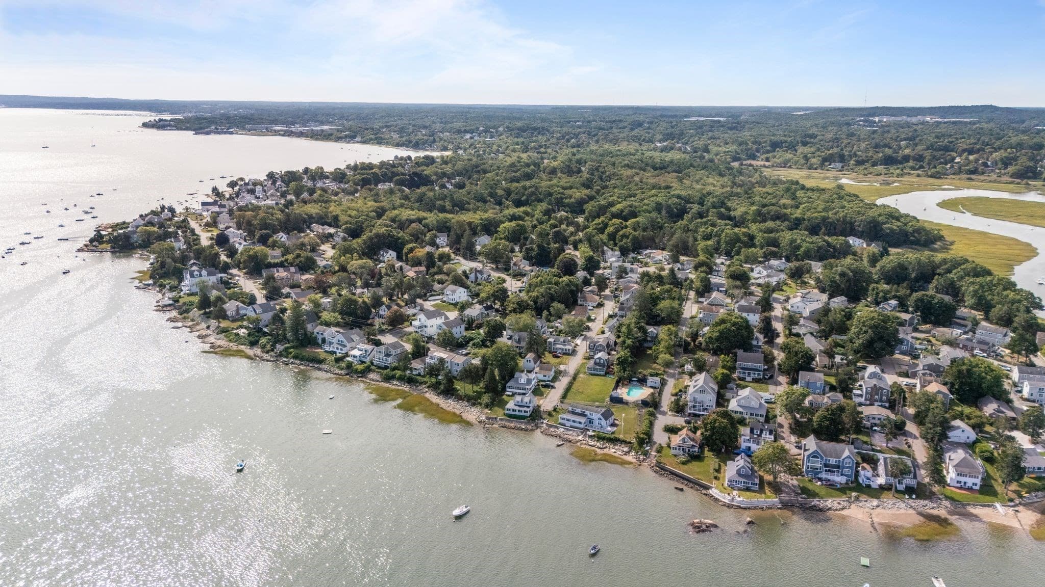 12 Holmes Ave, Kingston MA 02364
