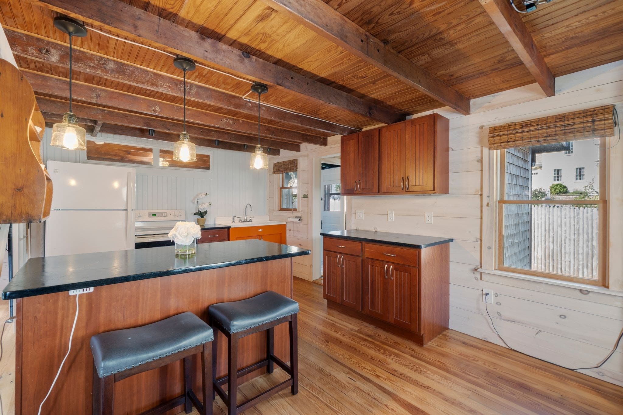 Single Family Residence at 12 Holmes Ave, Kingston MA 02364, Kingston, photo 4 of 42