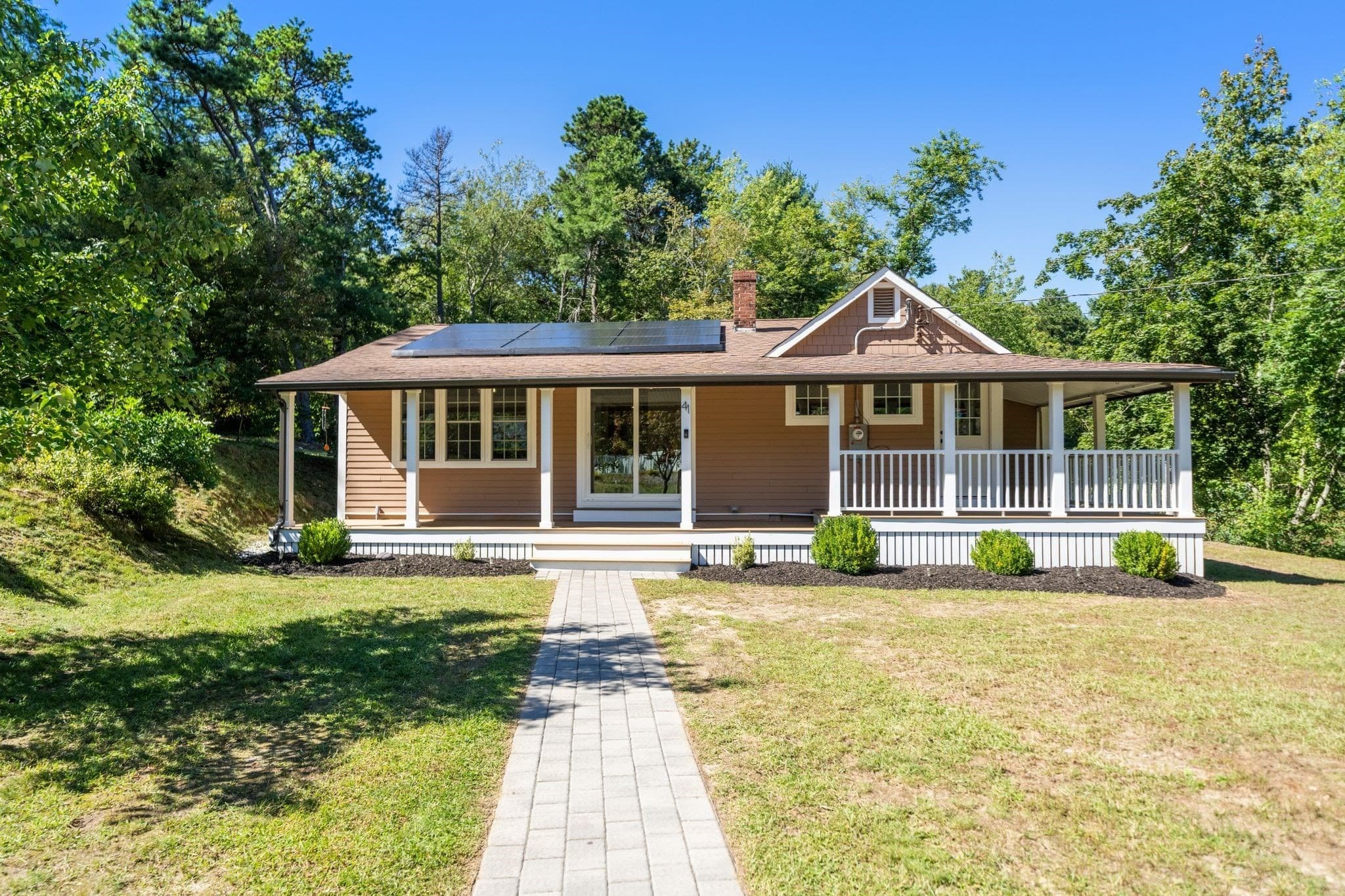 Single Family Residence at 41 Billington Sea Rd, Plymouth MA 02360, Plymouth, photo 4 of 39