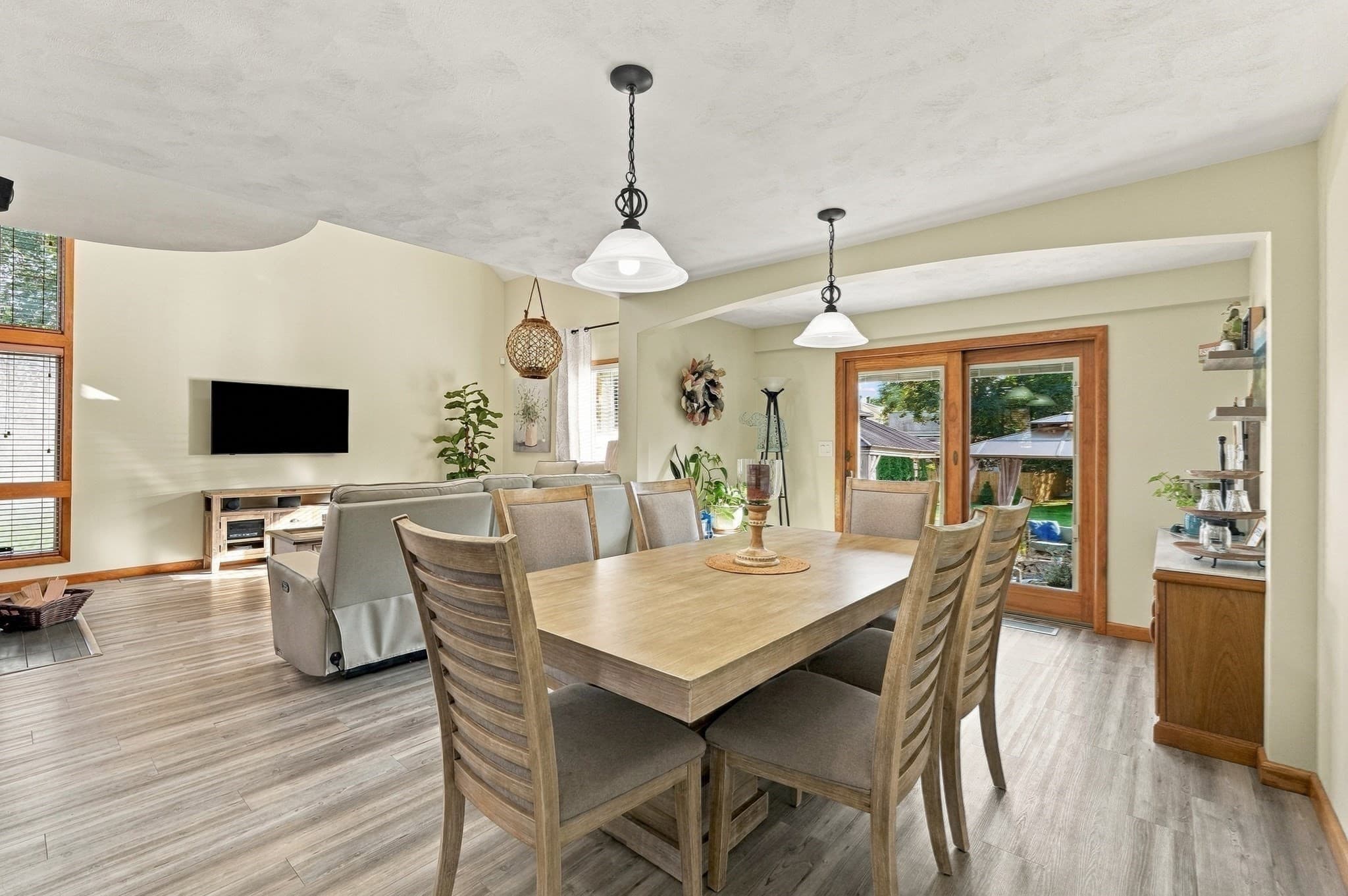 Single Family Residence at 155 Friendship St, Fall River MA 02724, Fall River, photo 13 of 42