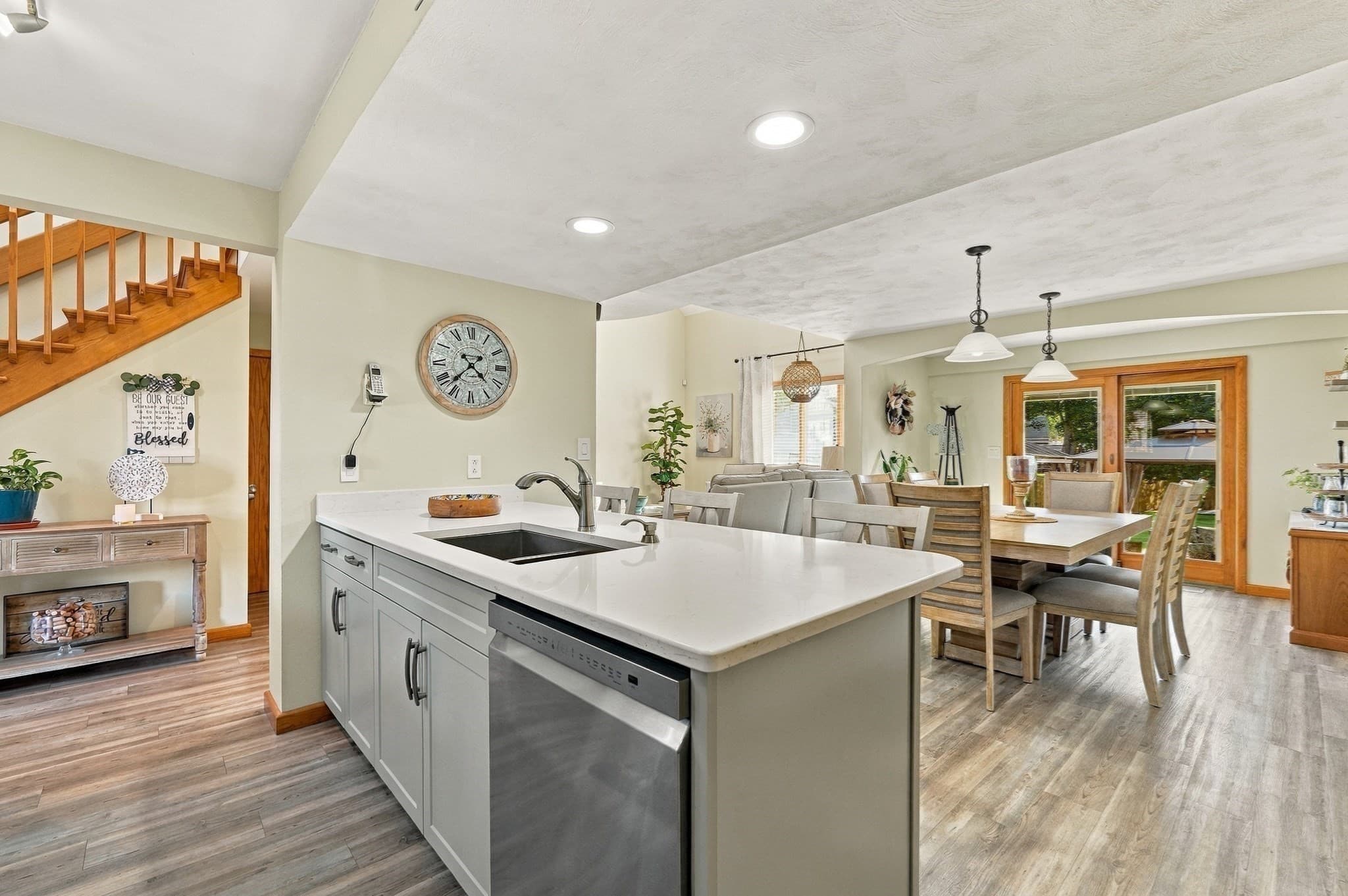 Single Family Residence at 155 Friendship St, Fall River MA 02724, Fall River, photo 10 of 42