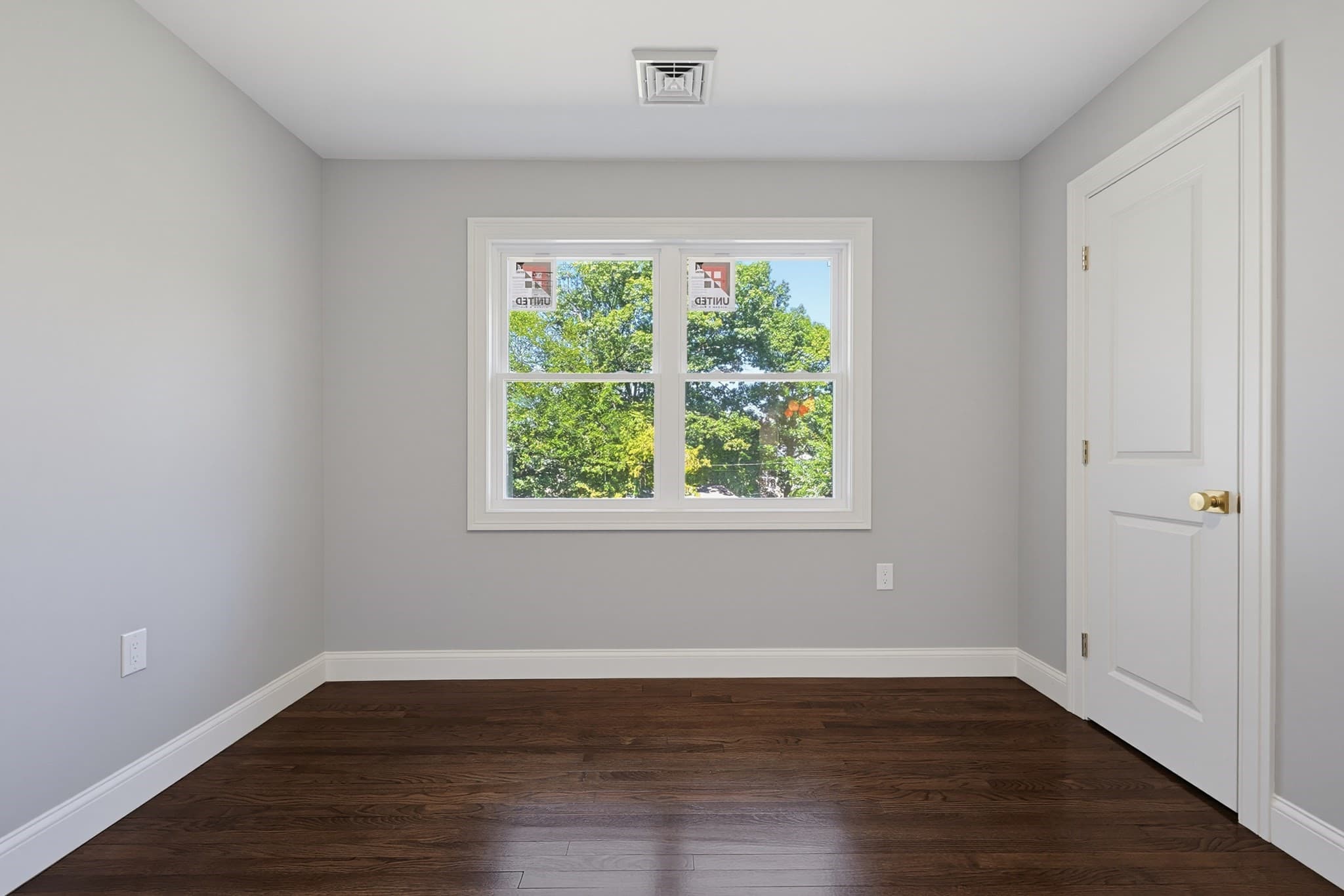 Single Family Residence at 7 Hamilton St, Framingham MA 01701, Framingham, photo 13 of 22