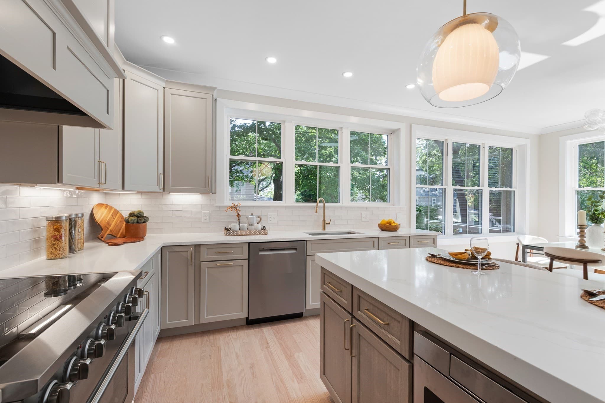 Single Family Residence at 53 Hodge Rd, Arlington MA 02474, Arlington, photo 9 of 42