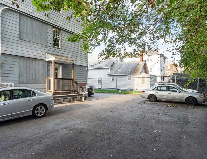 3 Family - 3 Units Up/Down at 49 Beaver St, Worcester MA 01603, Worcester, photo 6 of 19