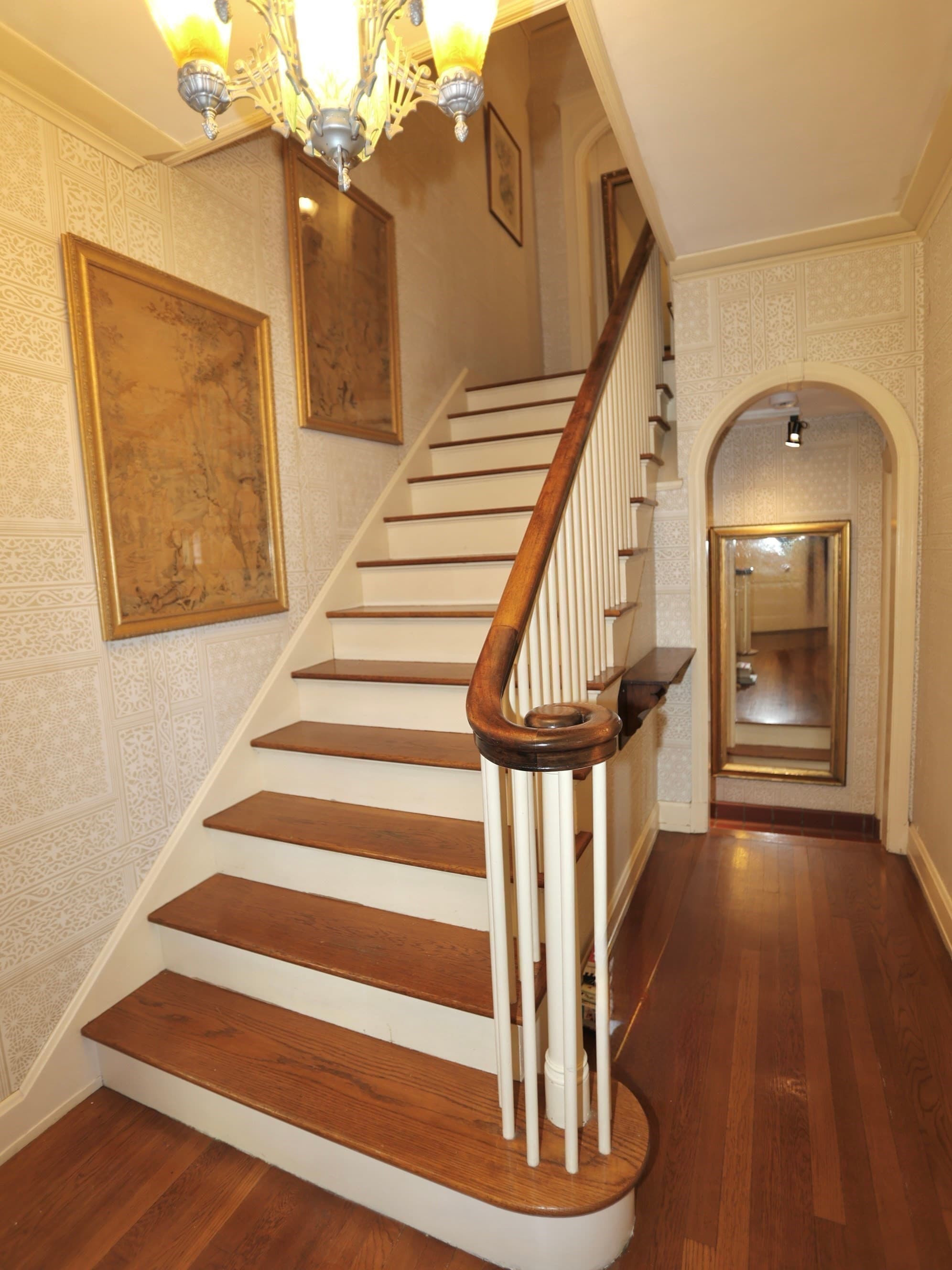 Single Family Residence at 112 Russell St, Worcester MA 01609, Worcester, photo 16 of 36