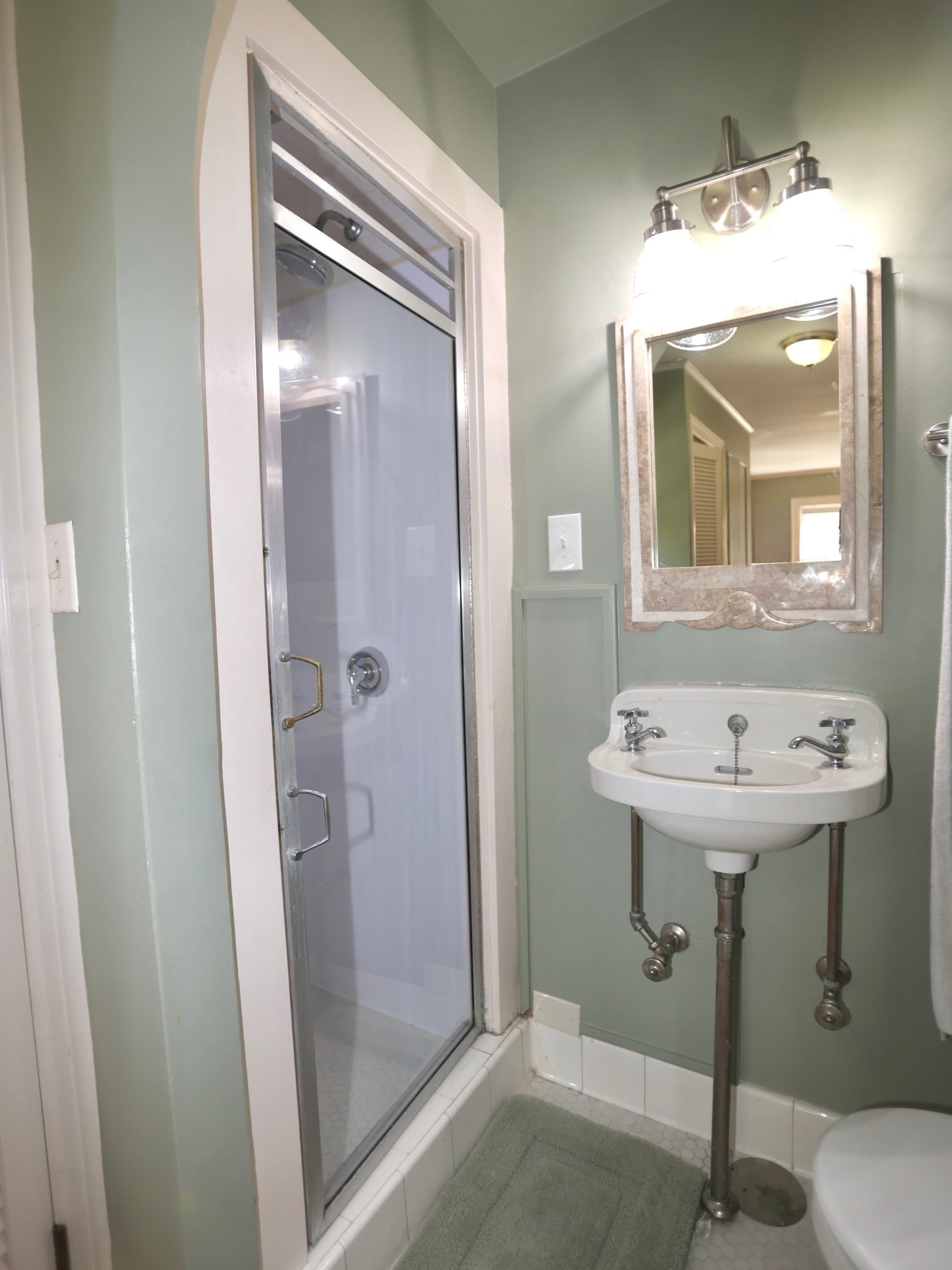 Single Family Residence at 112 Russell St, Worcester MA 01609, Worcester, photo 20 of 36