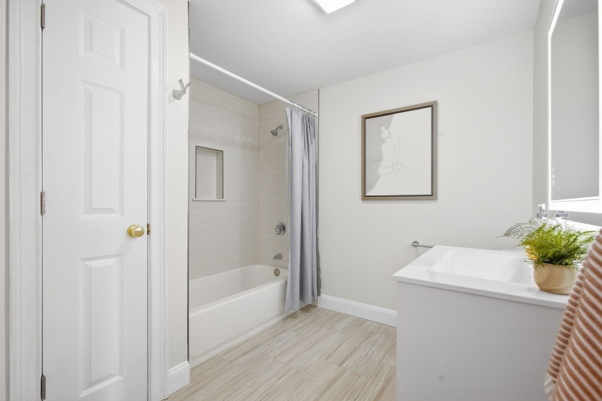 Condominium at 194 E St # A, Boston MA 02127, Boston, photo 14 of 20