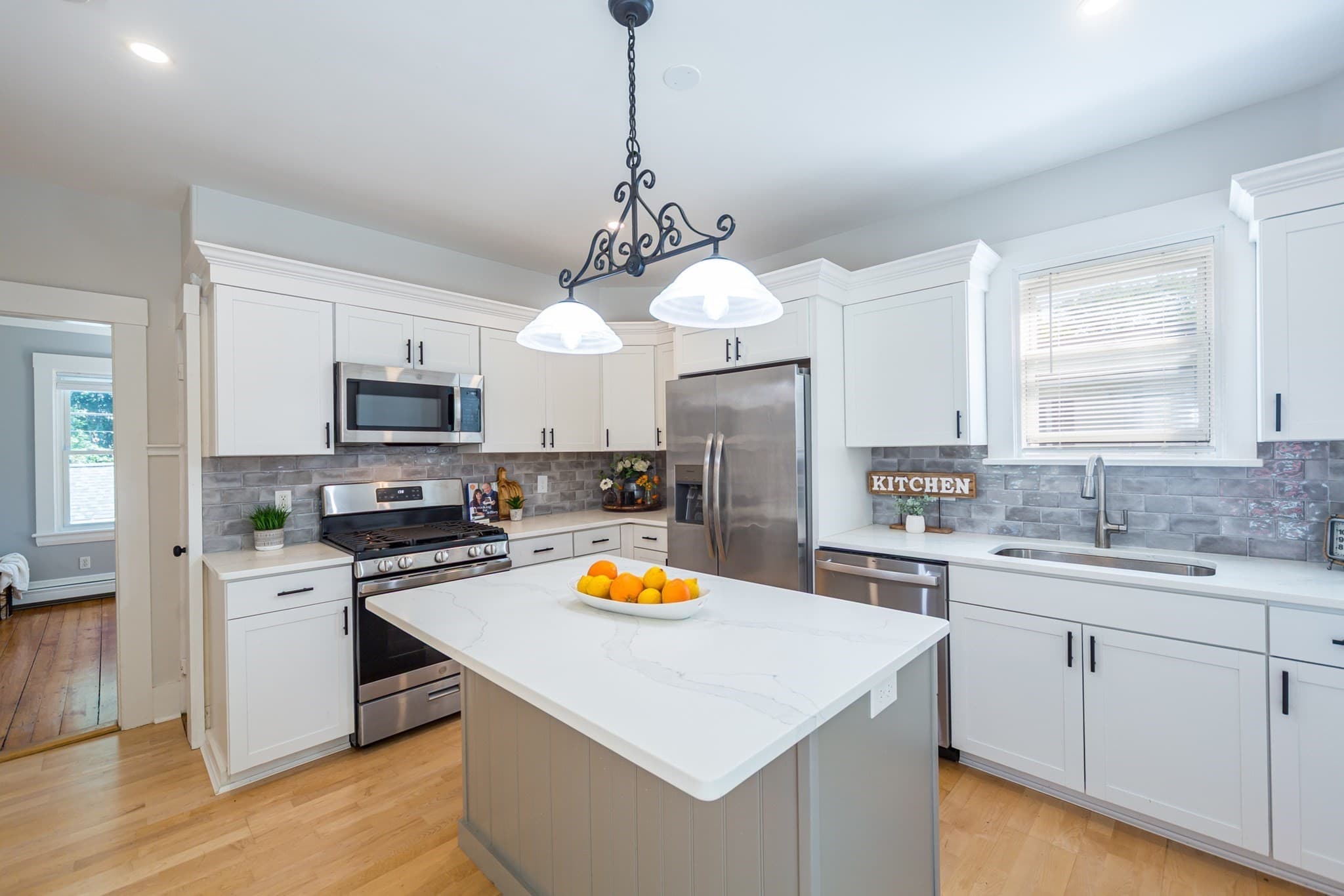 Single Family Residence at 11 Purchase Street, Framingham MA 01701, Framingham, photo 5 of 34