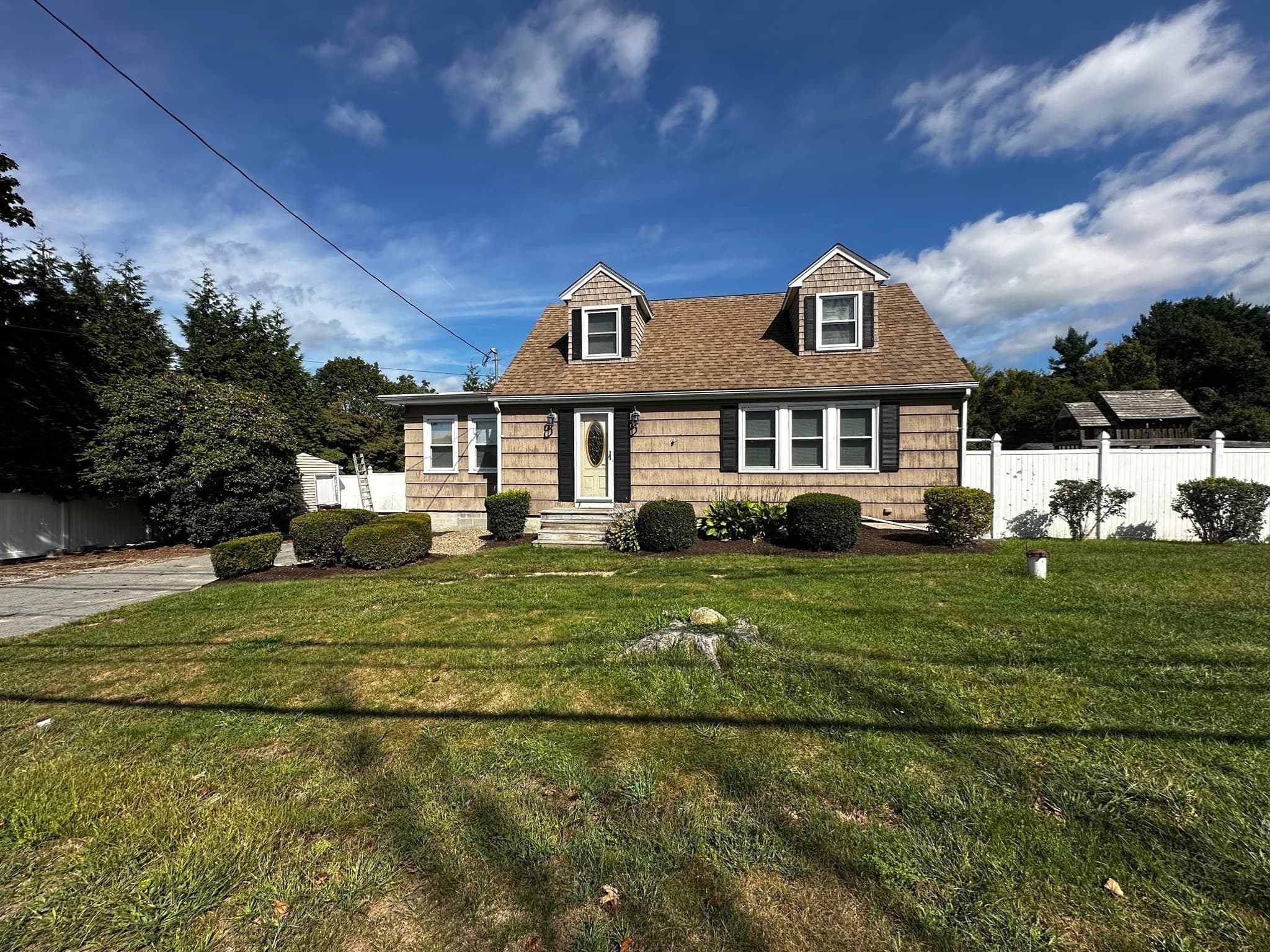 Single Family Residence at 770 Main Street, Acushnet MA 02743, Acushnet, photo 3 of 19