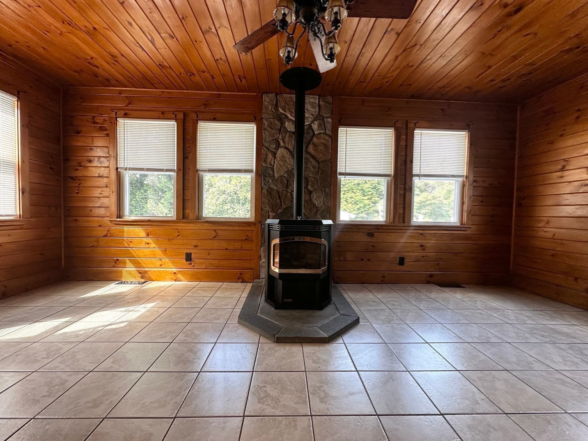 Single Family Residence at 770 Main Street, Acushnet MA 02743, Acushnet, photo 10 of 19