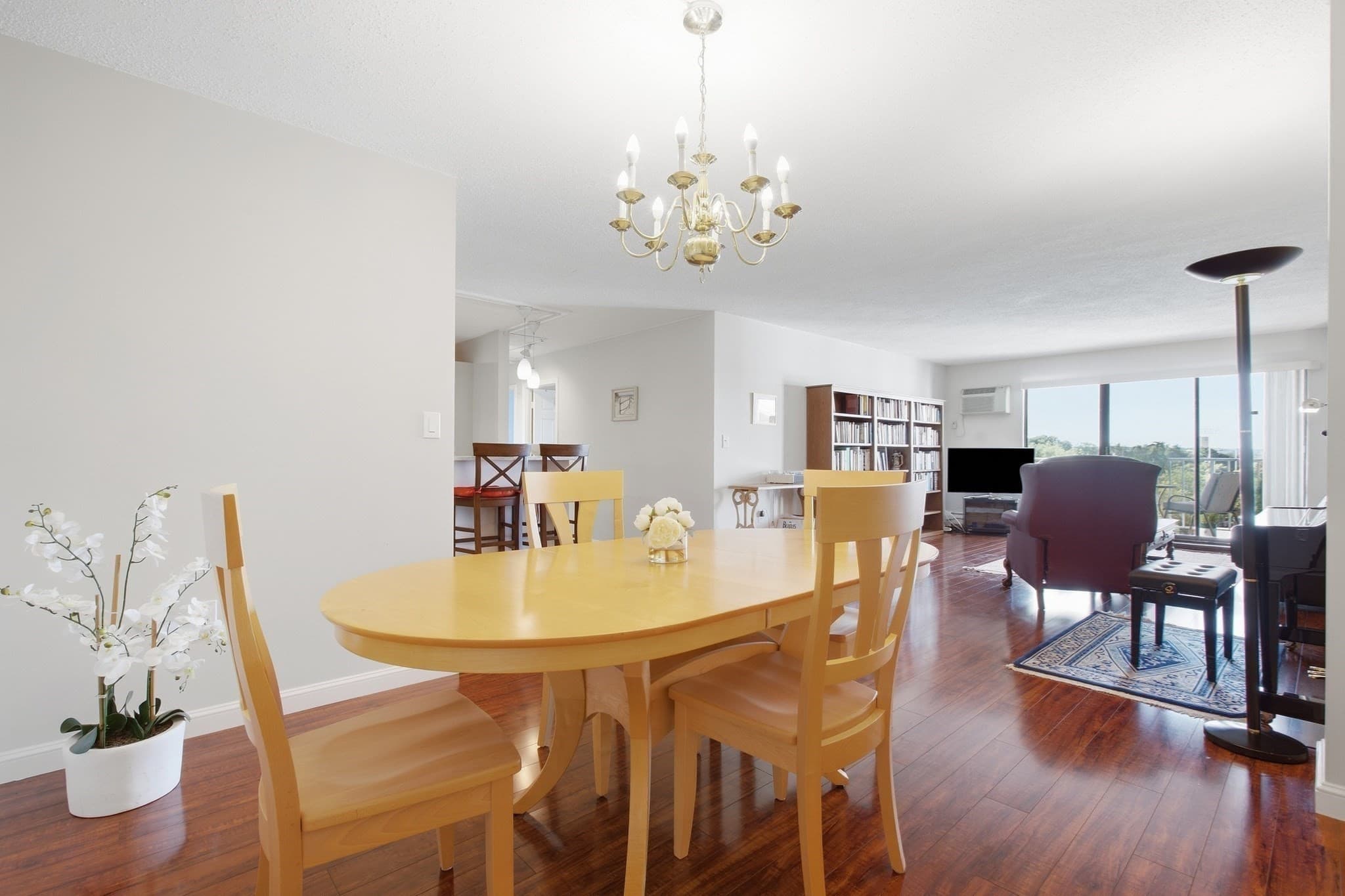 Condominium at 151 Coolidge Ave # 712, Watertown MA 02472, Watertown, photo 7 of 29