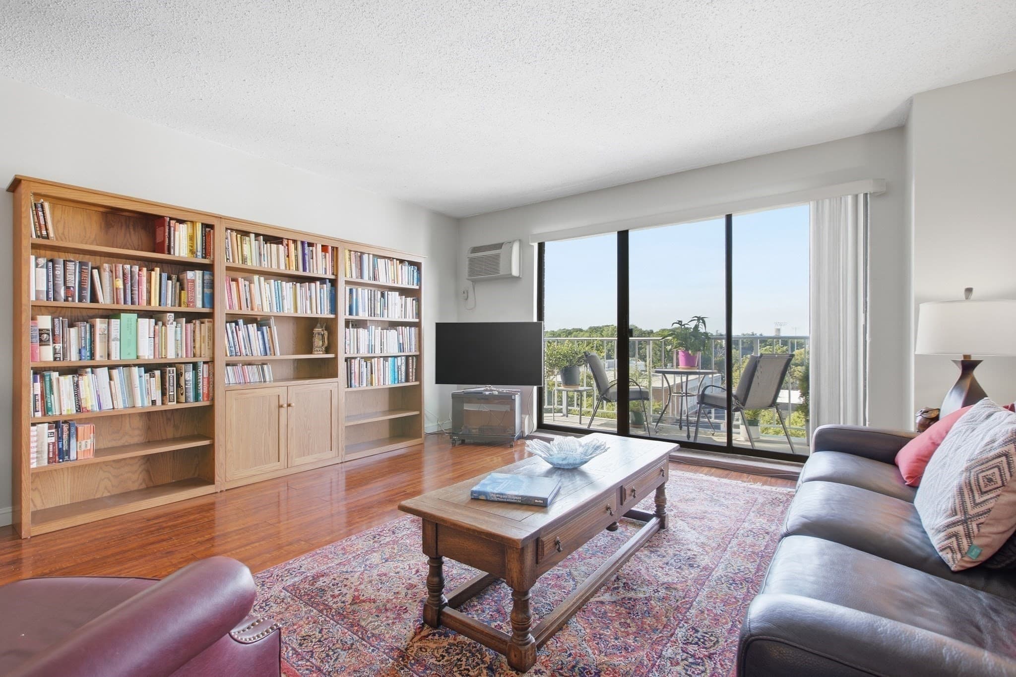 Condominium at 151 Coolidge Ave # 712, Watertown MA 02472, Watertown, photo 8 of 29