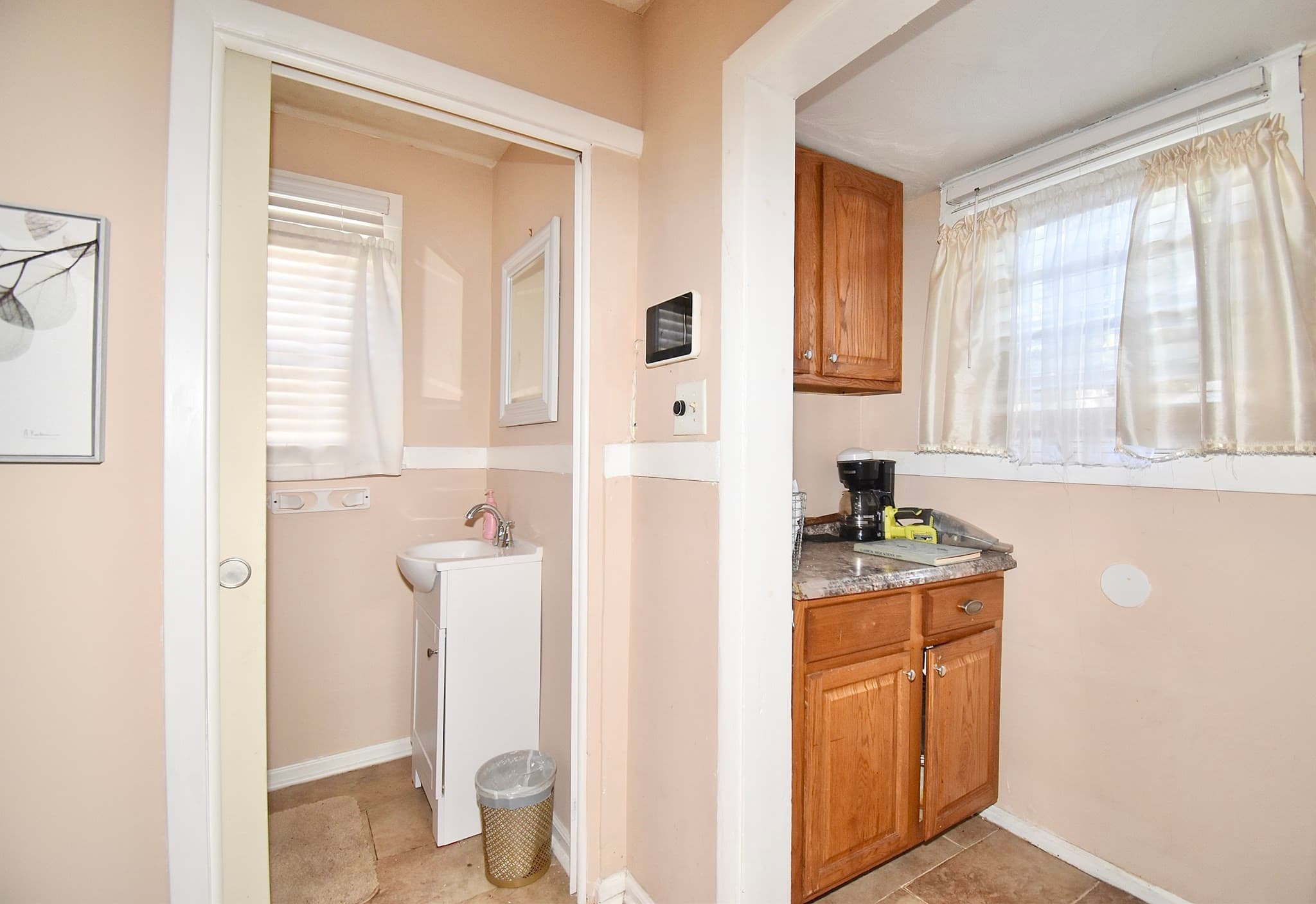 Single Family Residence at 1245 Bay St, Springfield MA 01109, Springfield, photo 35 of 38