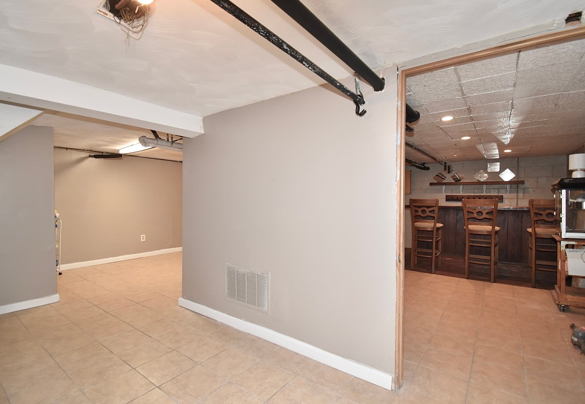 Single Family Residence at 1245 Bay St, Springfield MA 01109, Springfield, photo 21 of 38