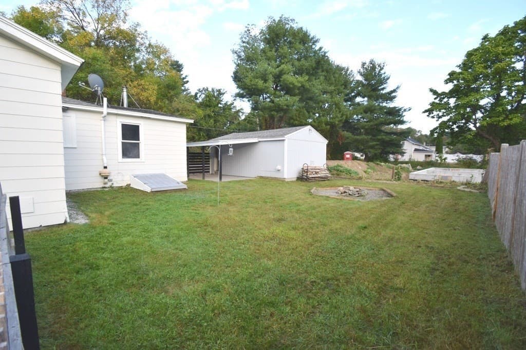 Single Family Residence at 433 Putnam Hill Rd, Sutton MA 01590, Sutton, photo 29 of 34
