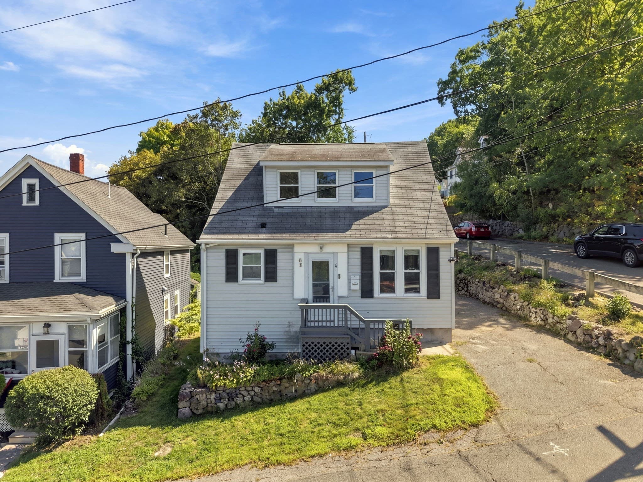 6 Clifton Ave, Saugus MA 01906