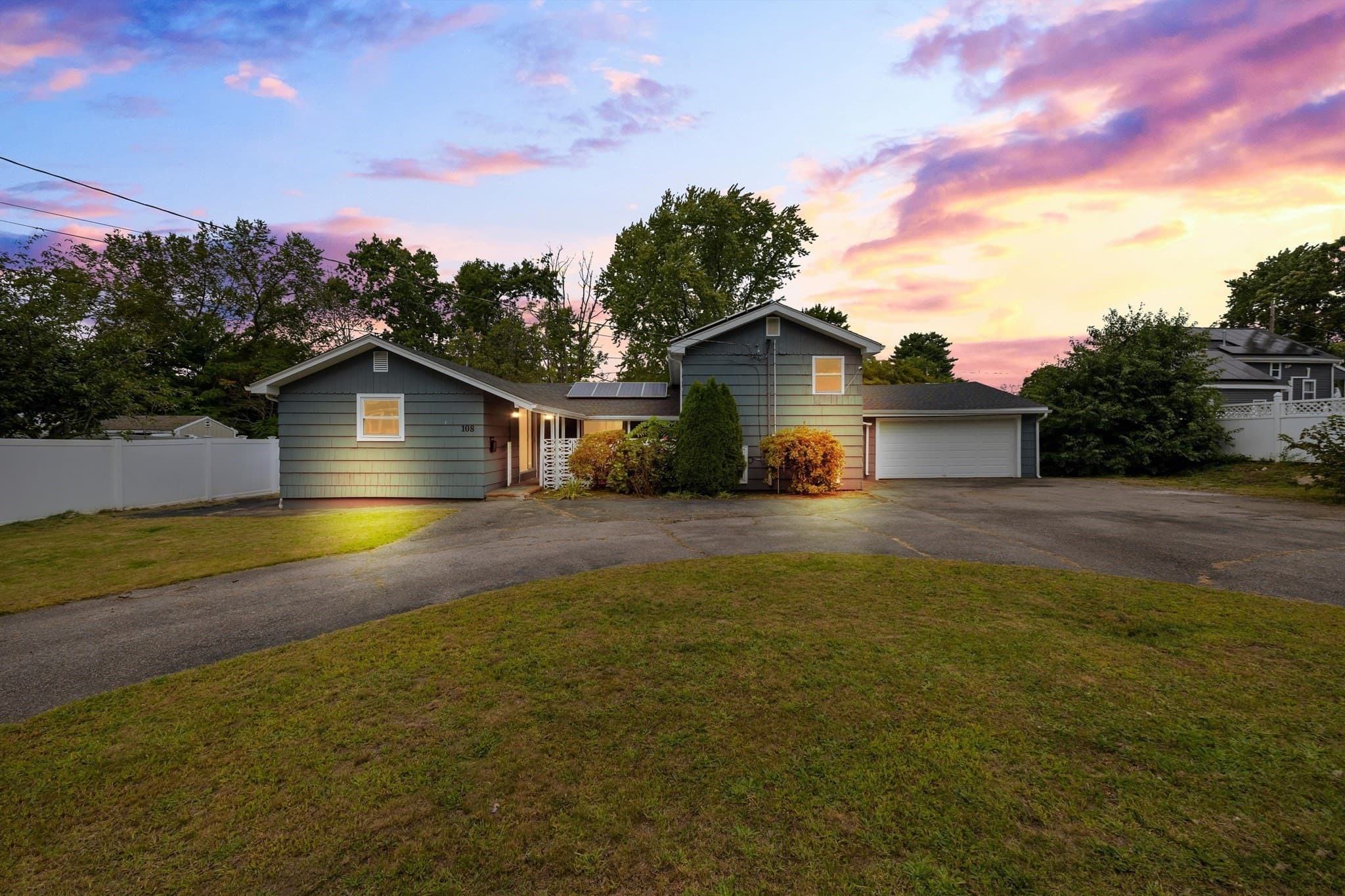 108 Welsford St, Brockton MA 02302