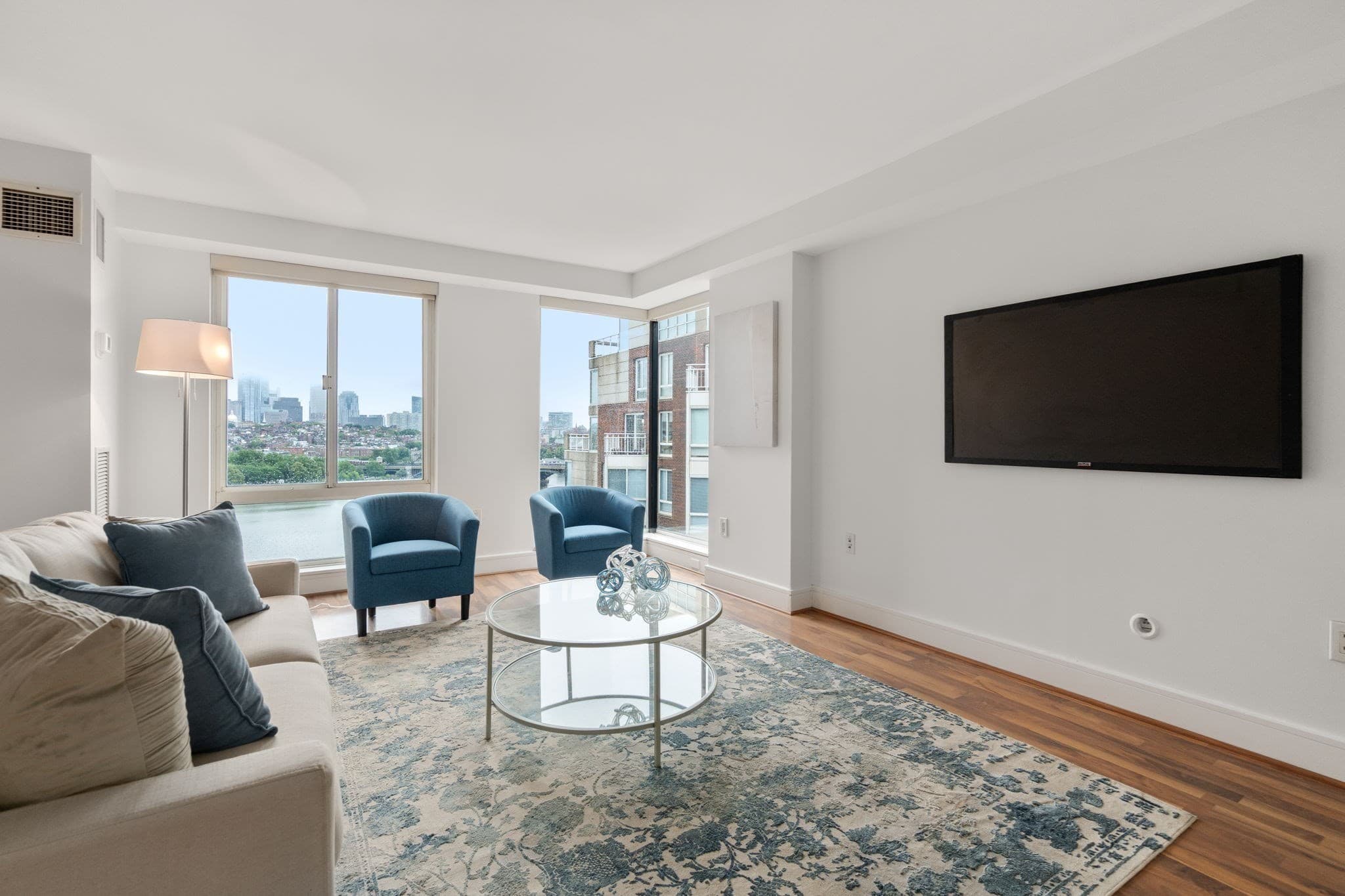 Condominium at 75-83 Cambridge Parkway # E1102, Cambridge MA 02142, Cambridge, photo 5 of 10