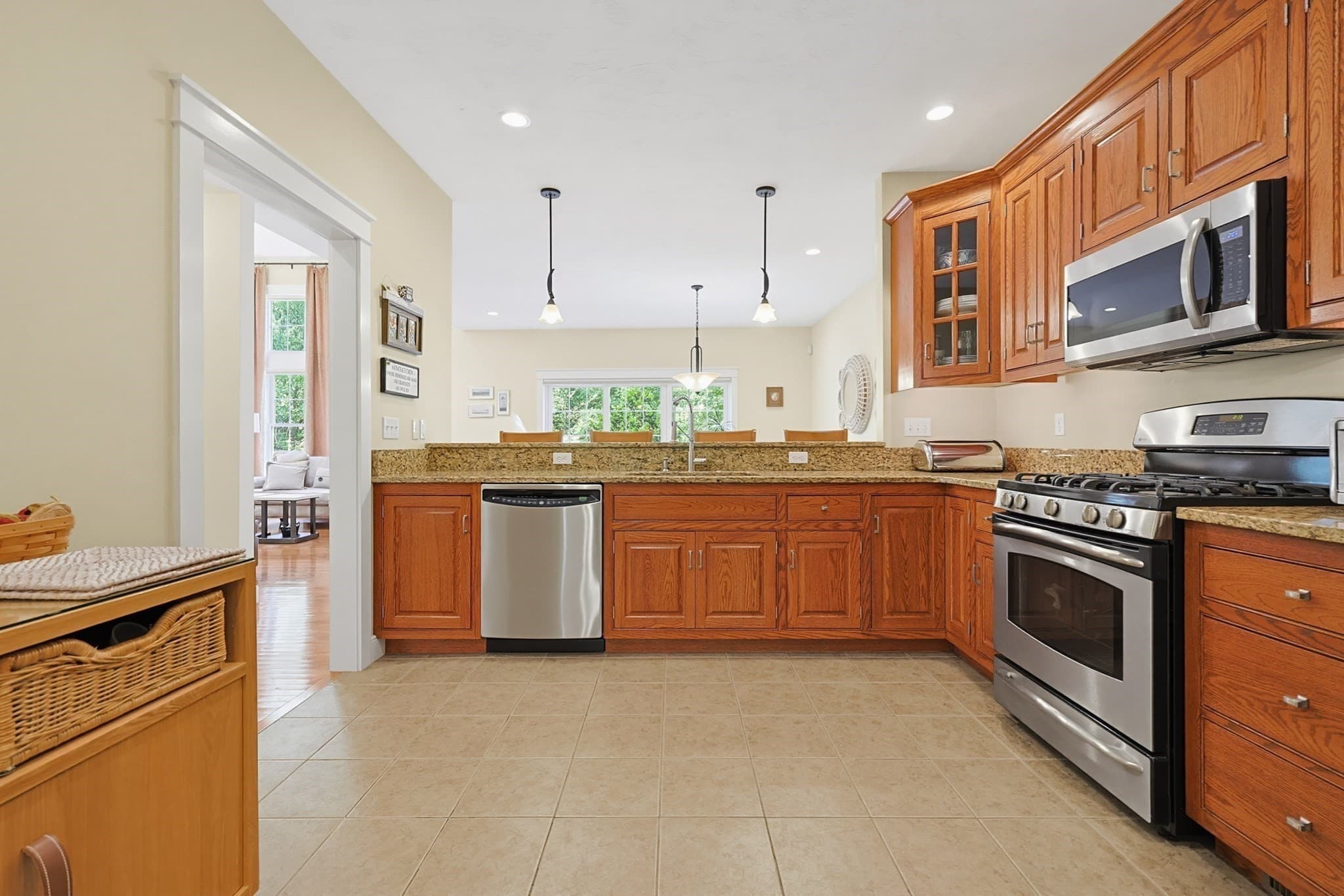 Condominium at 5 Walden Way # 5, Milford MA 01757, Milford, photo 10 of 34