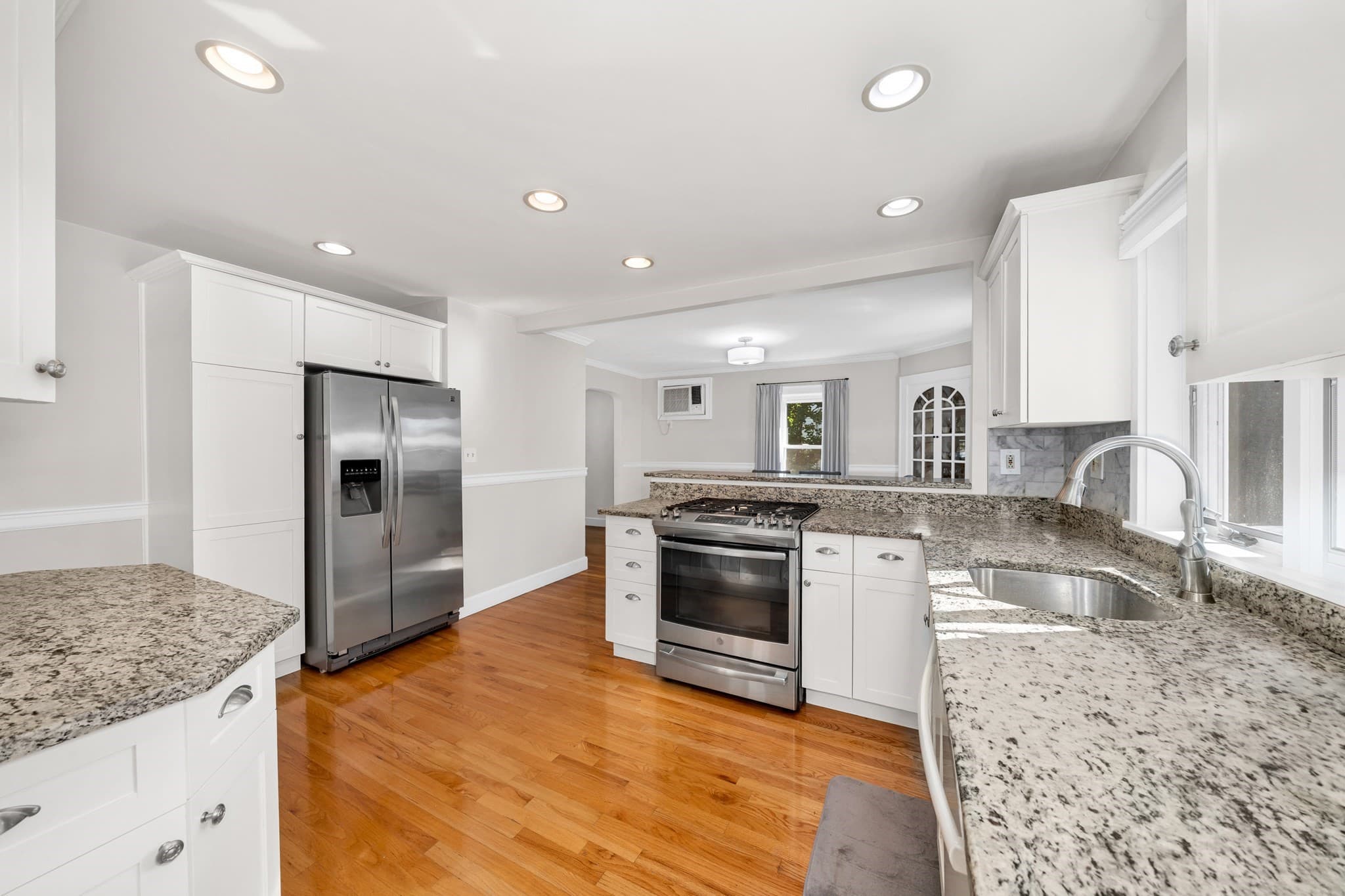 Single Family Residence at 9 Priscilla Ln, Winchester MA 01890, Winchester, photo 5 of 31