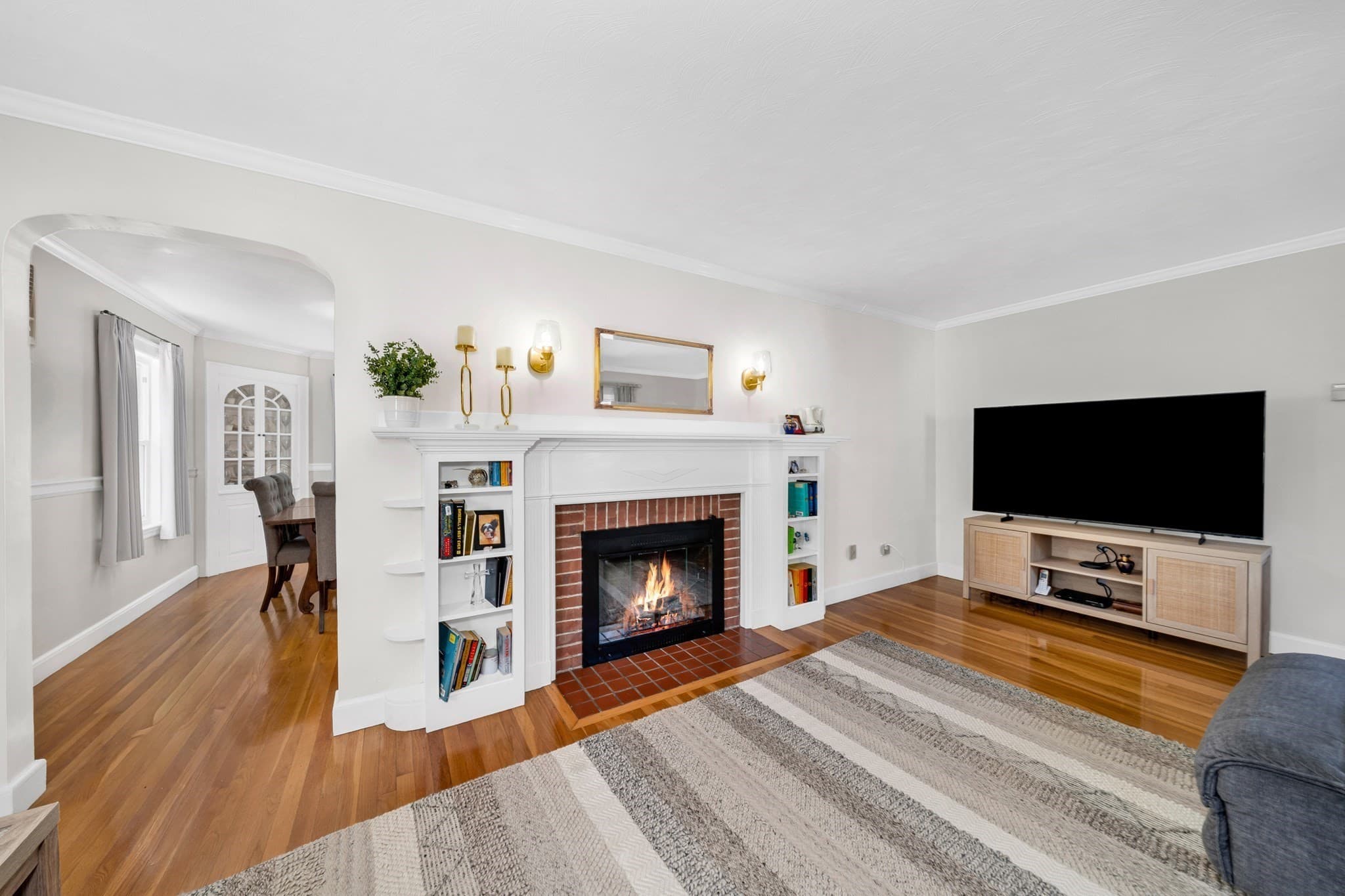 Single Family Residence at 9 Priscilla Ln, Winchester MA 01890, Winchester, photo 9 of 31
