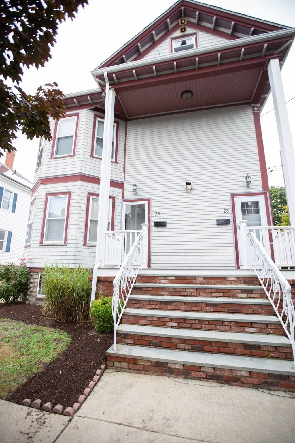 2 Family - 2 Units Up/Down at 23 25 Brewster Street, New Bedford MA 02745, New Bedford, photo 3 of 33