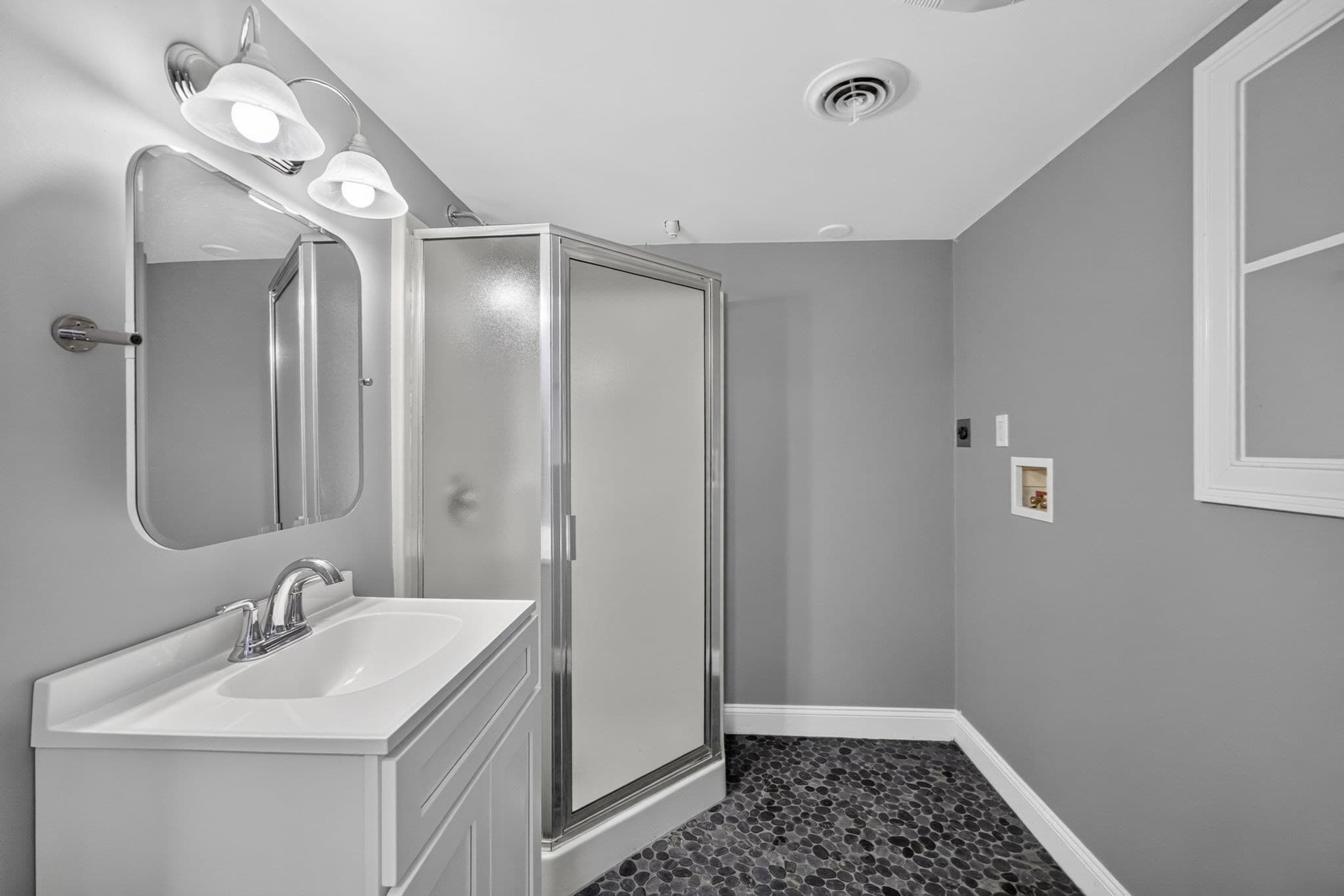 Single Family Residence at 39 Antlers Shore Drive, Falmouth MA 02536, Falmouth, photo 32 of 42