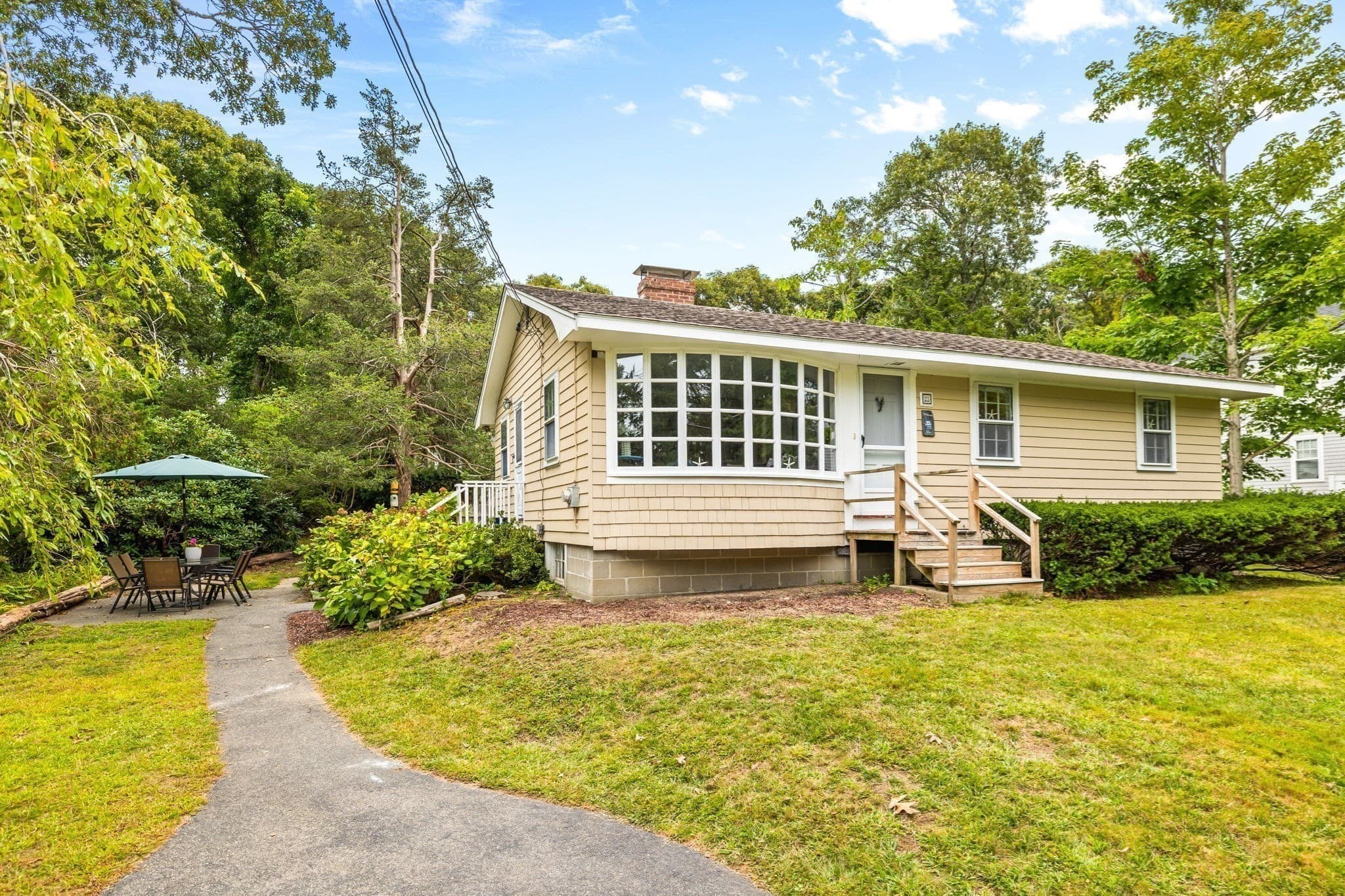 Single Family Residence at 23 Santuit Rd, Falmouth MA 02556, Falmouth, photo 5 of 42