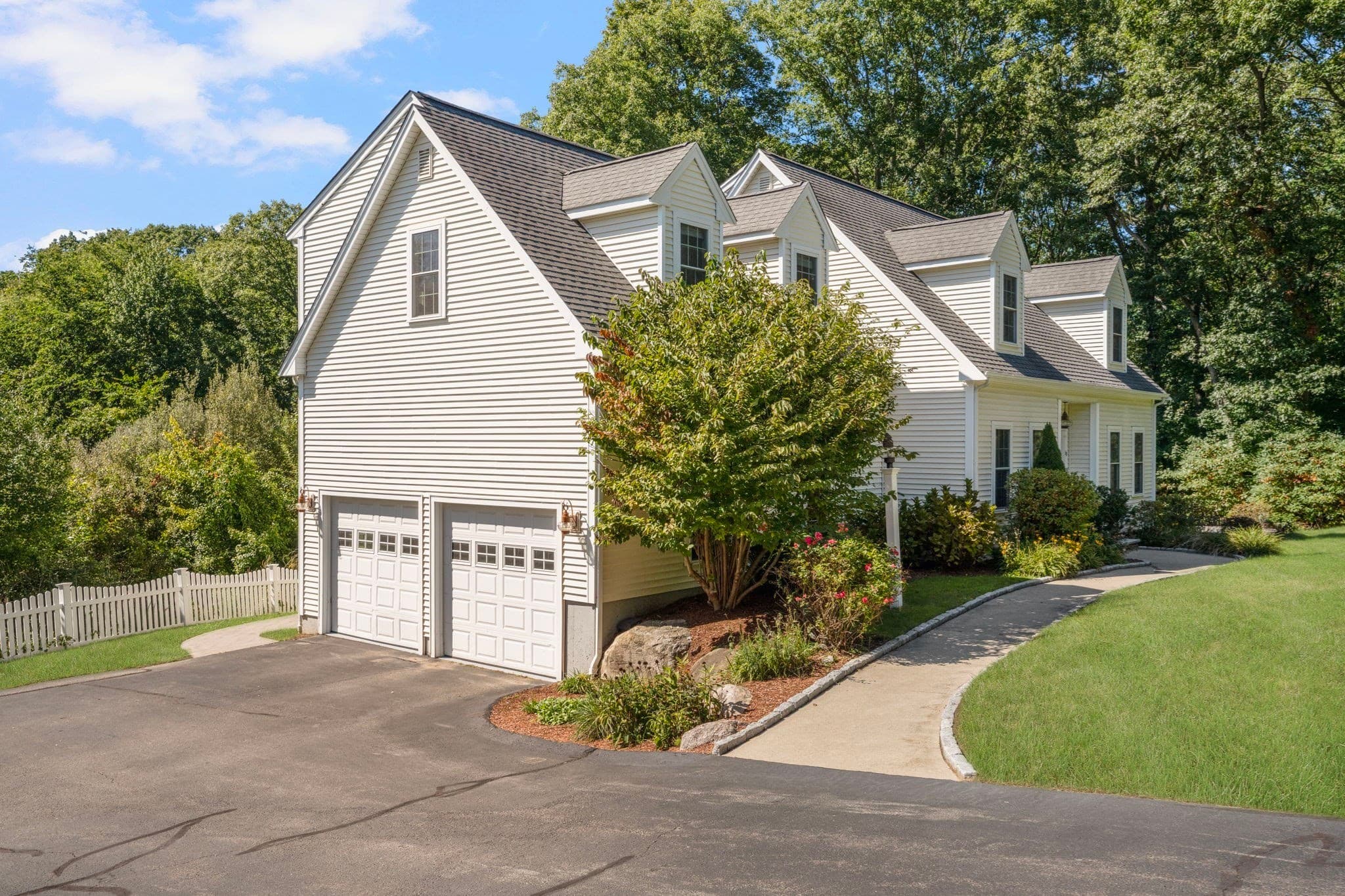 Single Family Residence at 62 Pinsonnault Lane, North Attleboro MA 02760, North Attleboro, photo 3 of 42