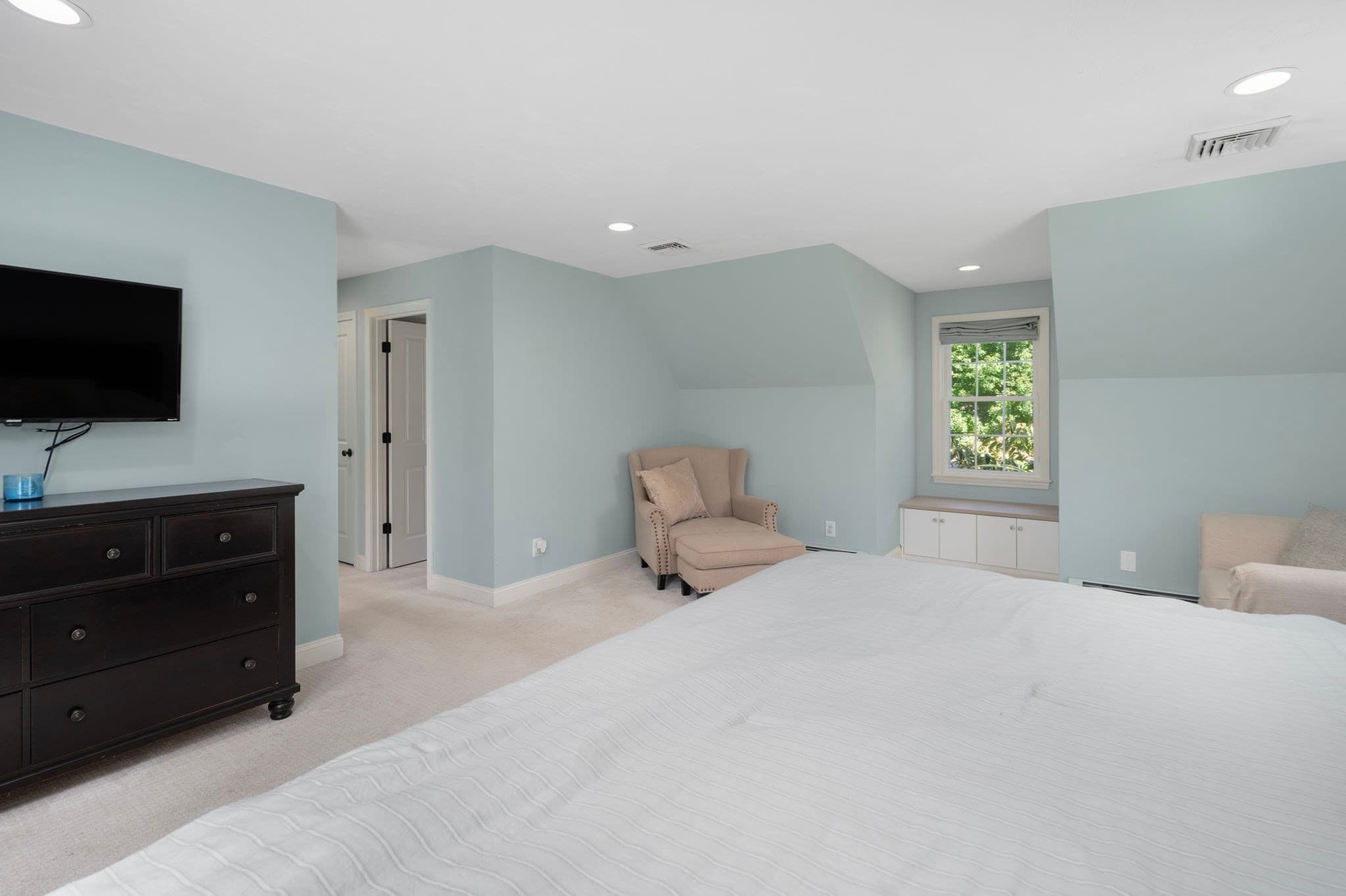 Single Family Residence at 62 Pinsonnault Lane, North Attleboro MA 02760, North Attleboro, photo 24 of 42