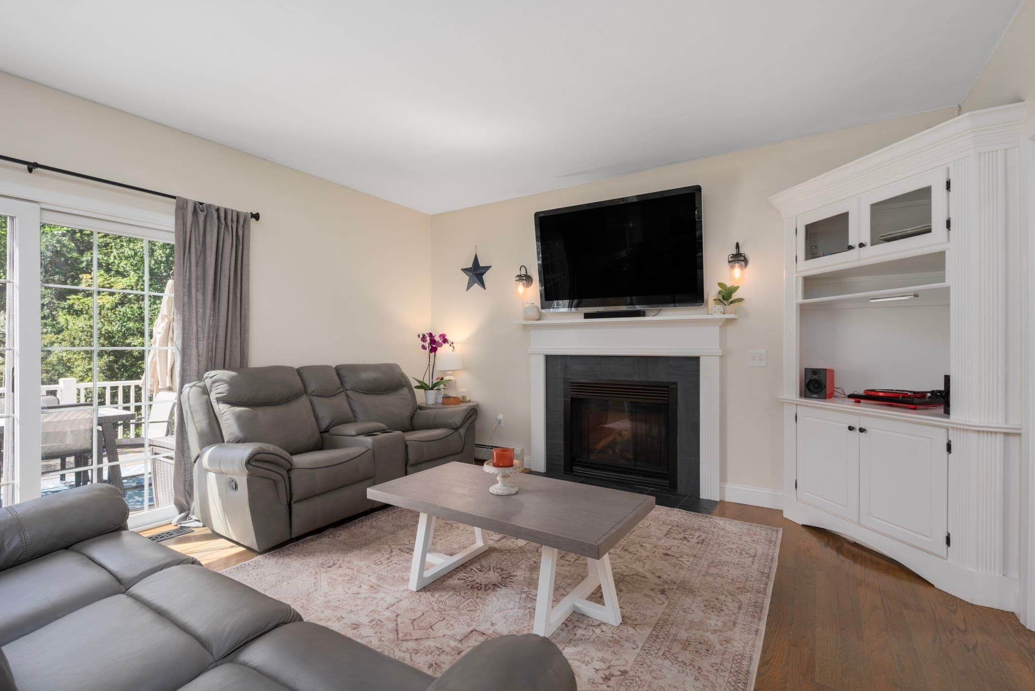Single Family Residence at 62 Pinsonnault Lane, North Attleboro MA 02760, North Attleboro, photo 10 of 42