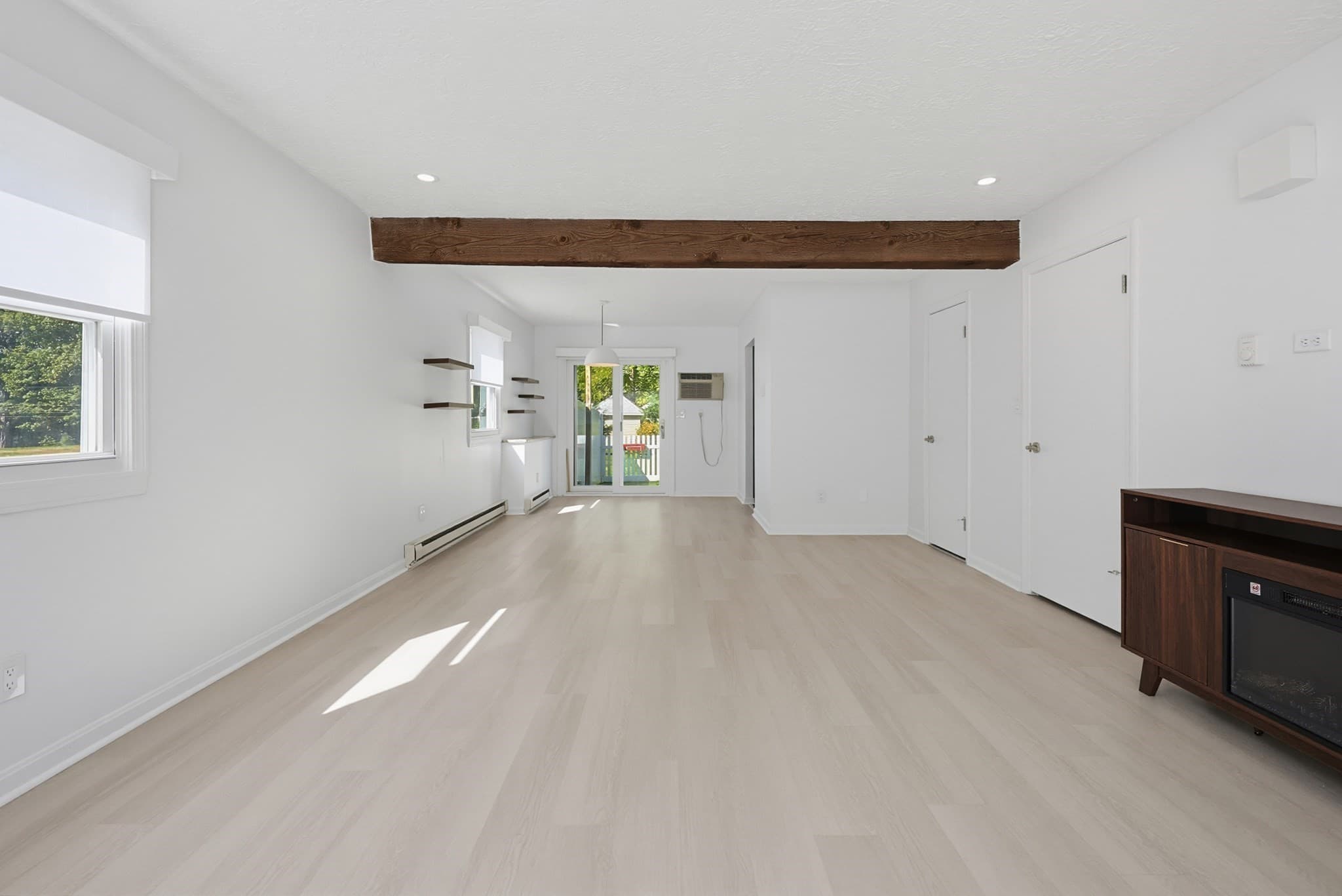 Condominium at 371 Lancaster St # 1, West Boylston MA 01583, West Boylston, photo 2 of 31