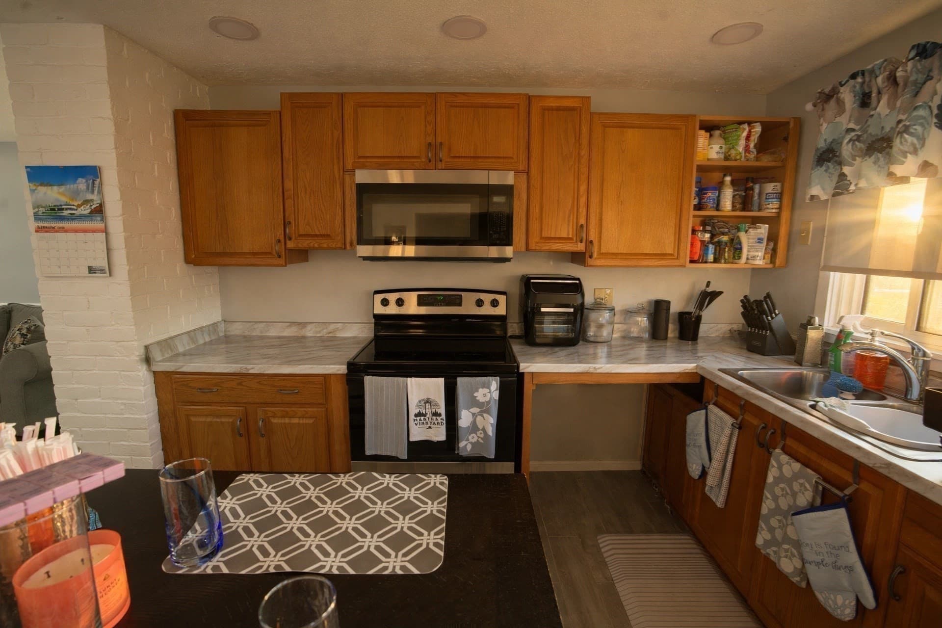 Single Family Residence at 200 Lynn Rd, Brockton MA 02302, Brockton, photo 4 of 24