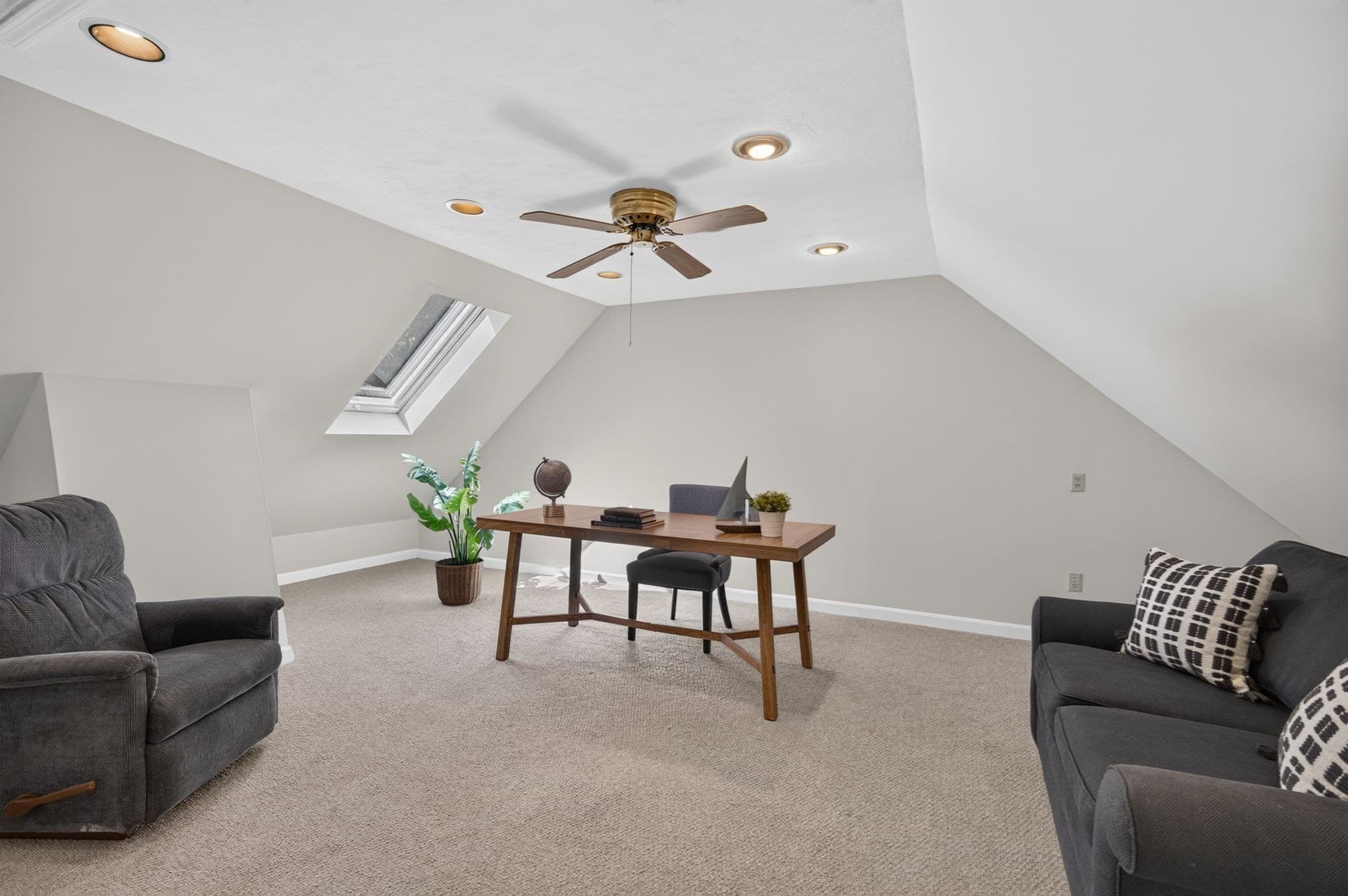 Single Family Residence at 132 Brentwood Cir, North Andover MA 01845, North Andover, photo 29 of 42
