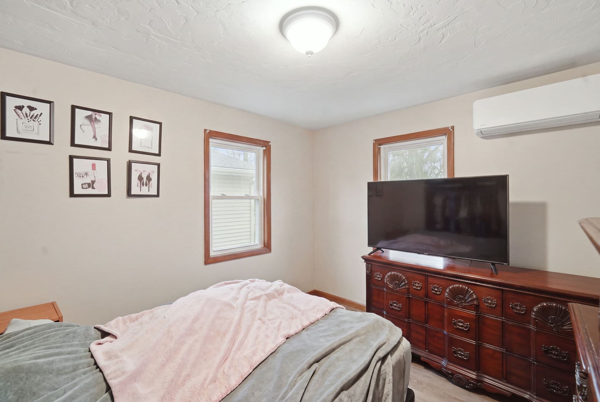 Commercial Sale at 184 Main St, Oxford MA 01540, Oxford, photo 34 of 37