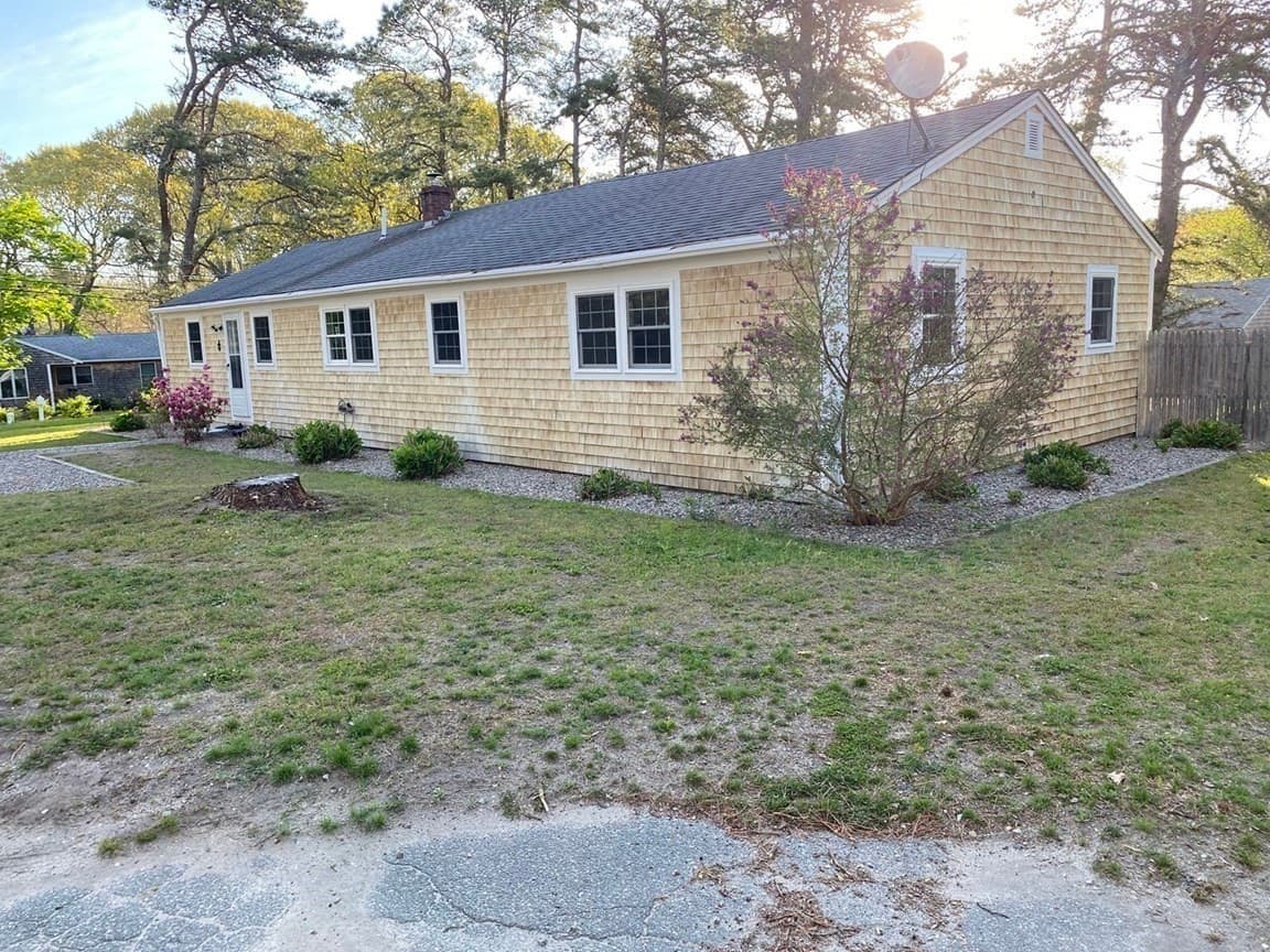 Single Family Residence at 14 Andersen Ave, Sandwich MA 02537, Sandwich, photo 5 of 23