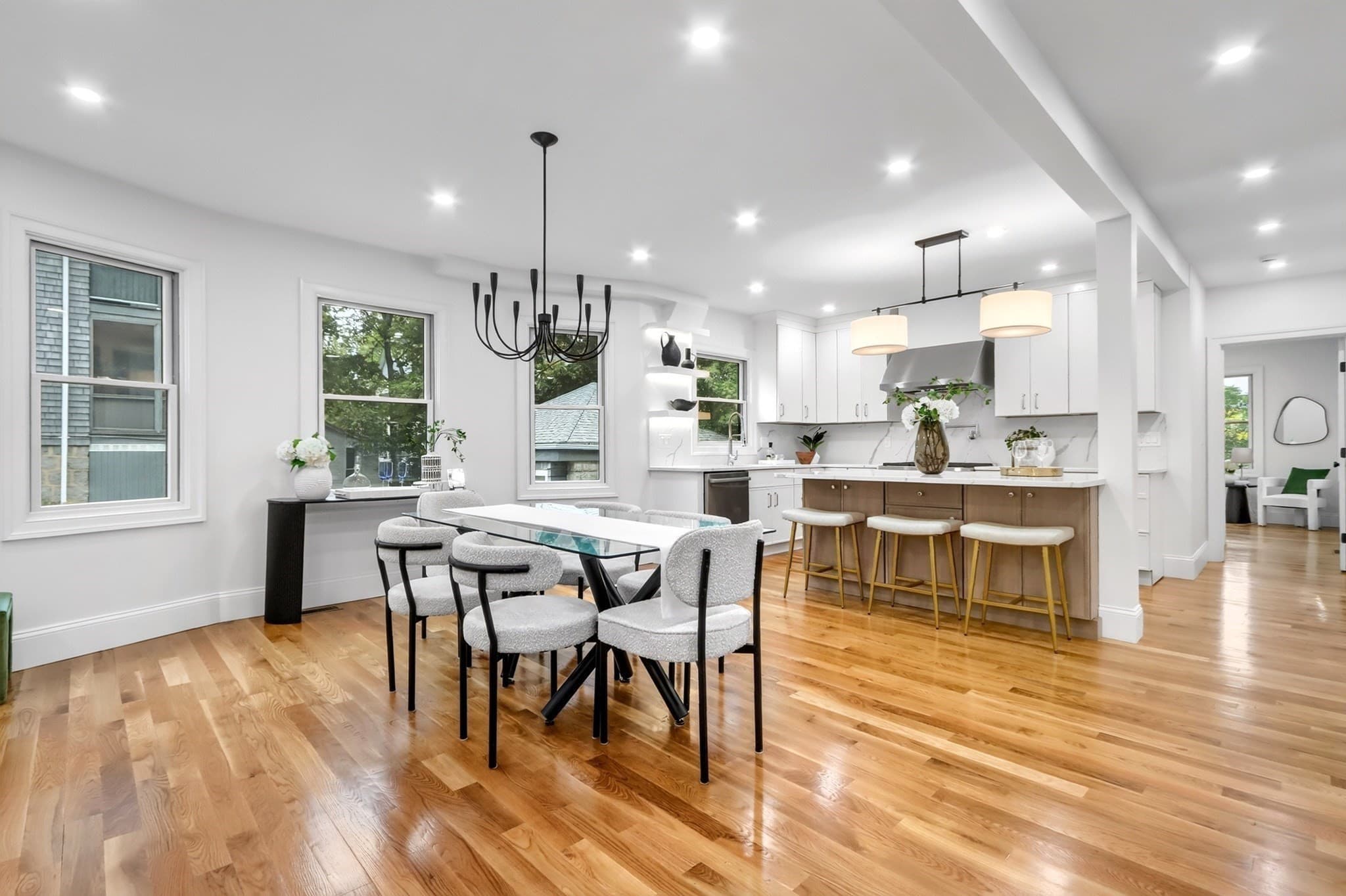 Condominium at 123 Mount Vernon Street # 1, Newton MA 02465, Newton, photo 5 of 39